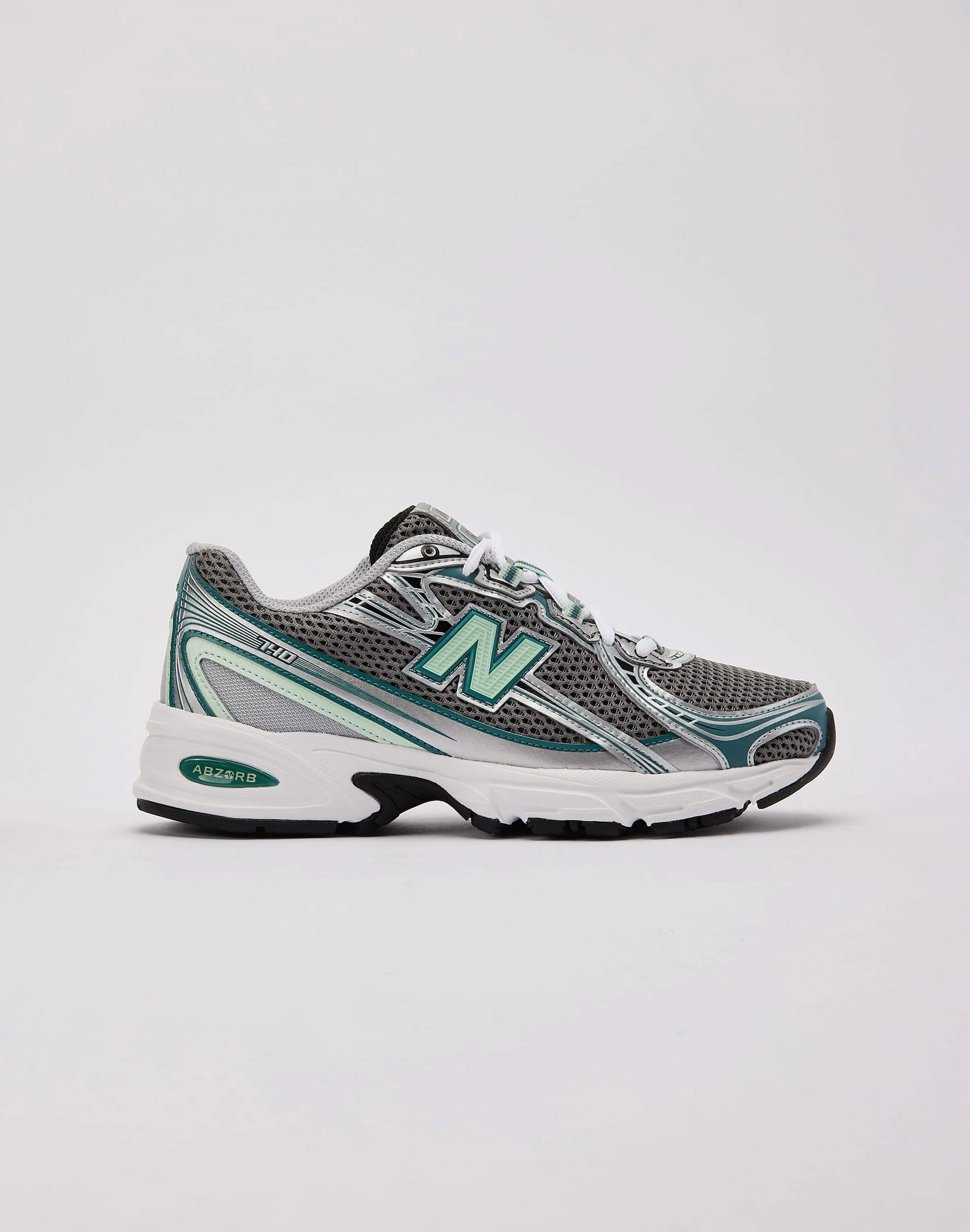 Fashion technology New Balance 740 Comfortable apparel