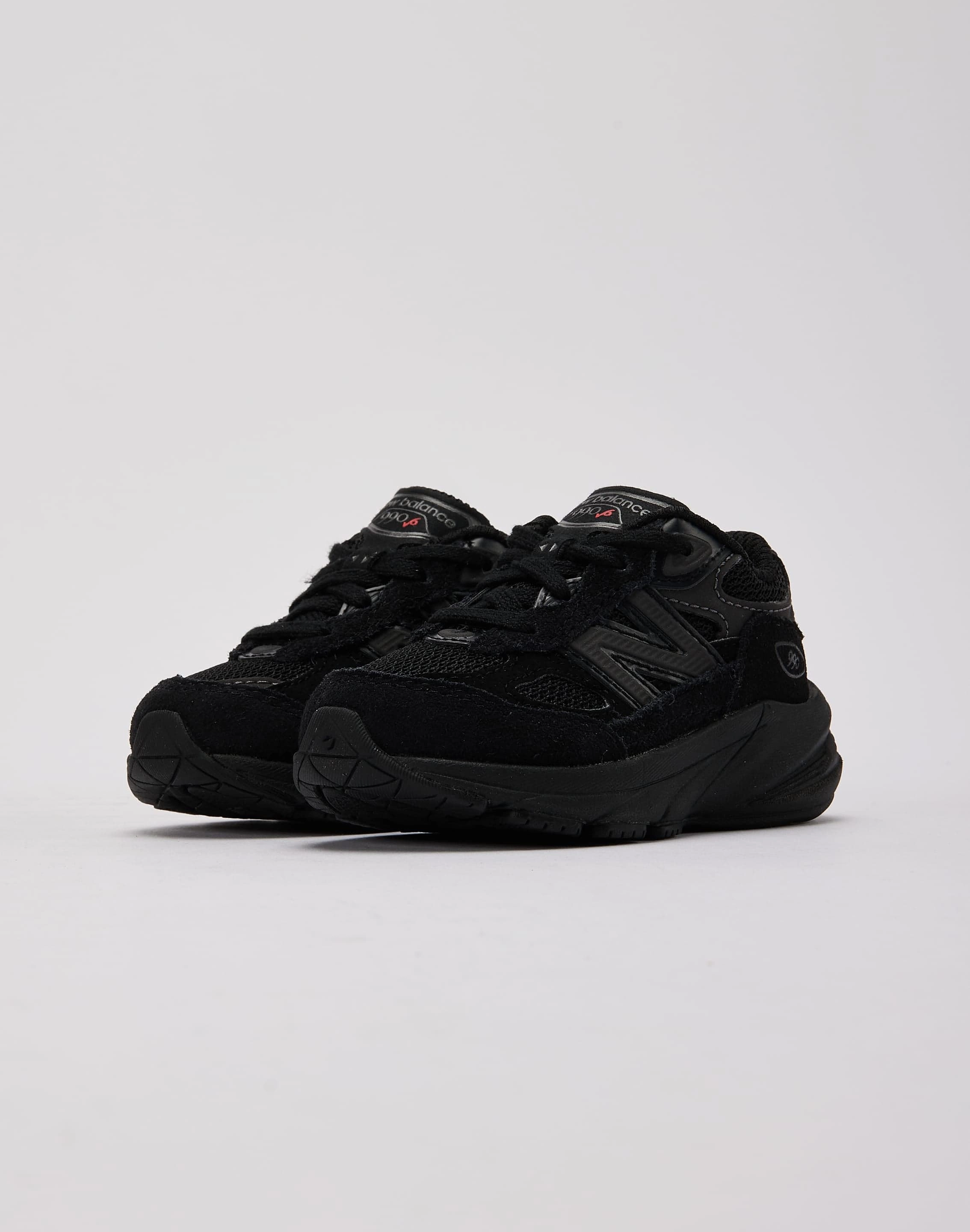 Fashionable options New Balance 990v6 Toddler