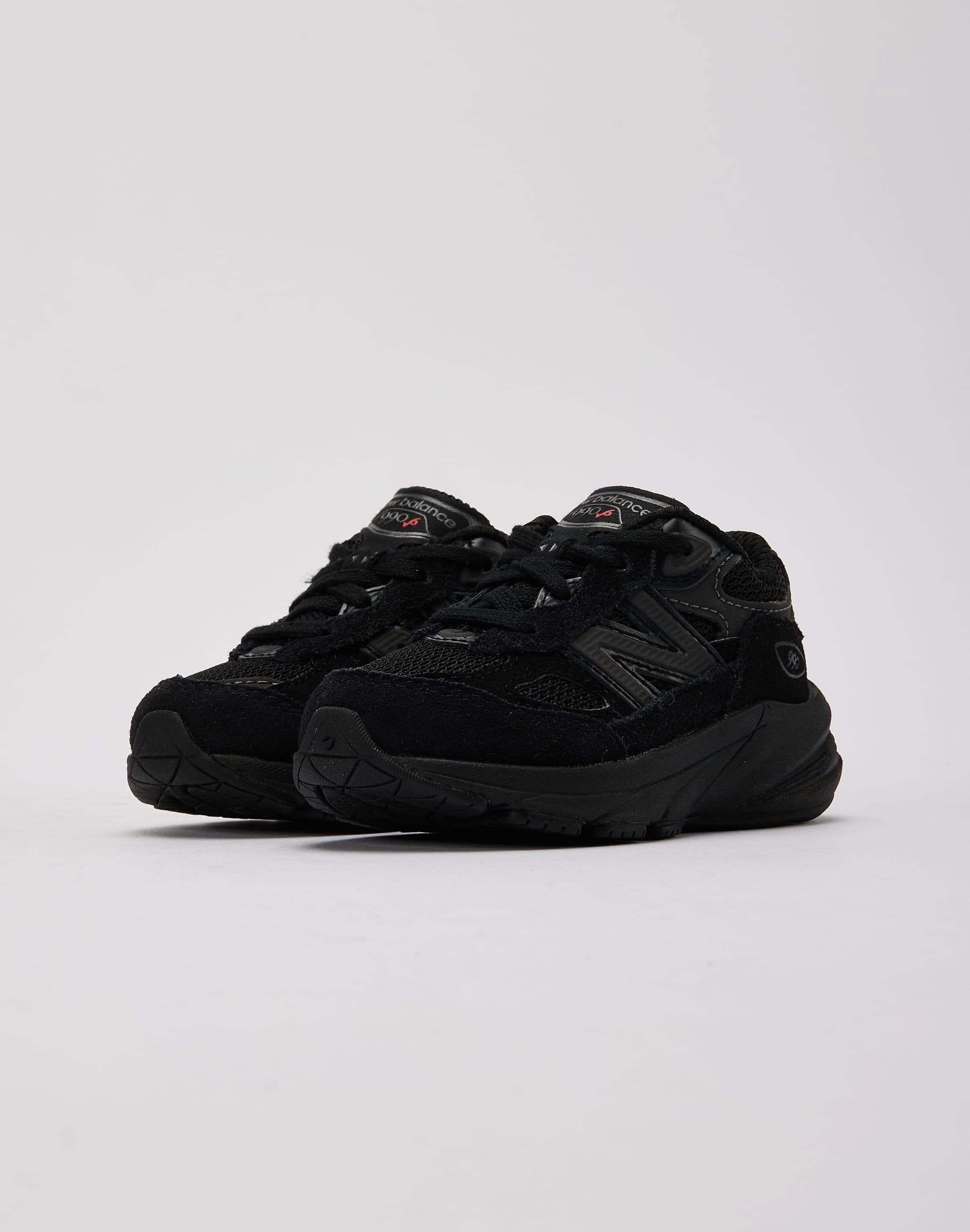 Fashionable options New Balance 990v6 Toddler