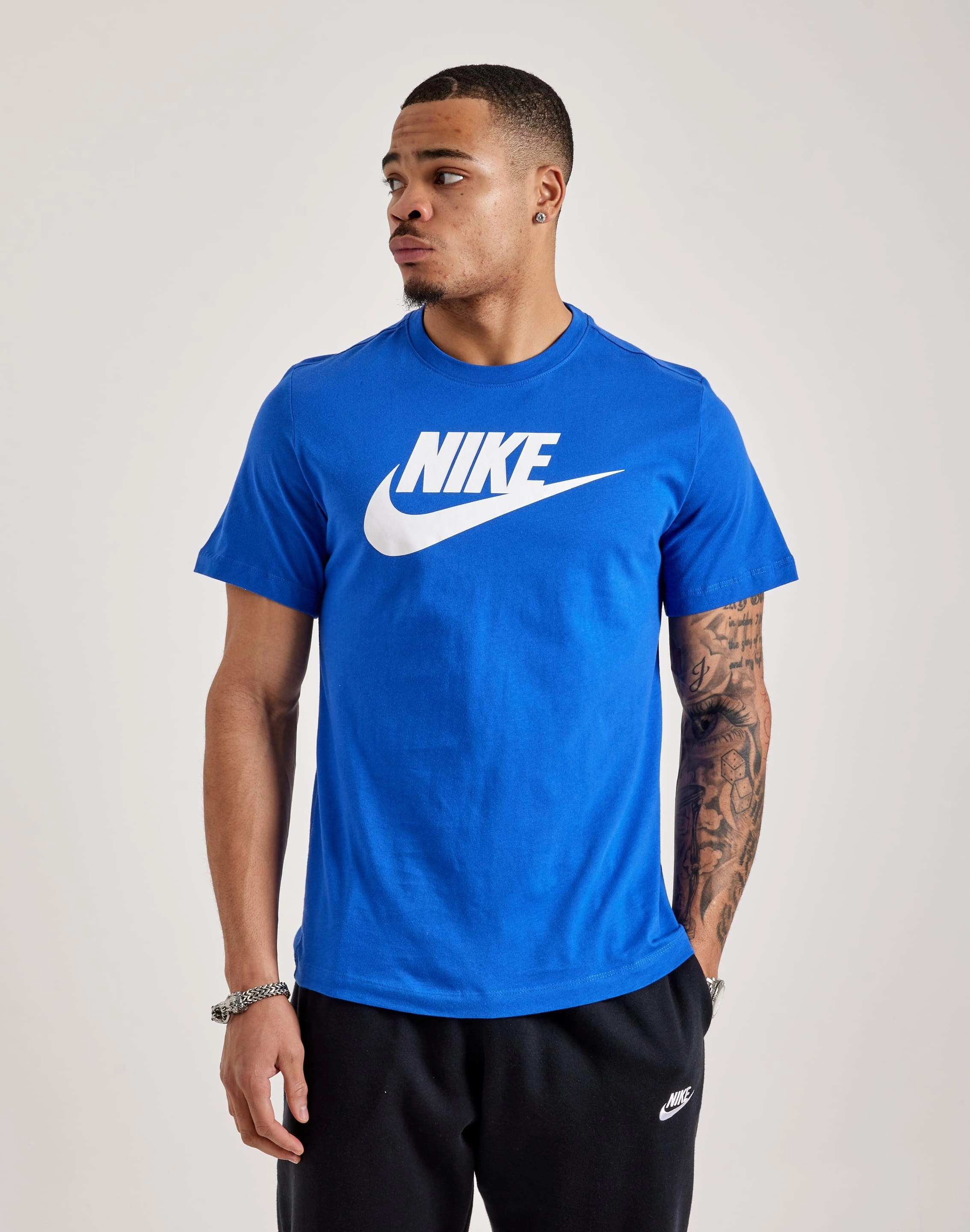 Fashionable options Nike Icon Futura Tee Beaded fashion items