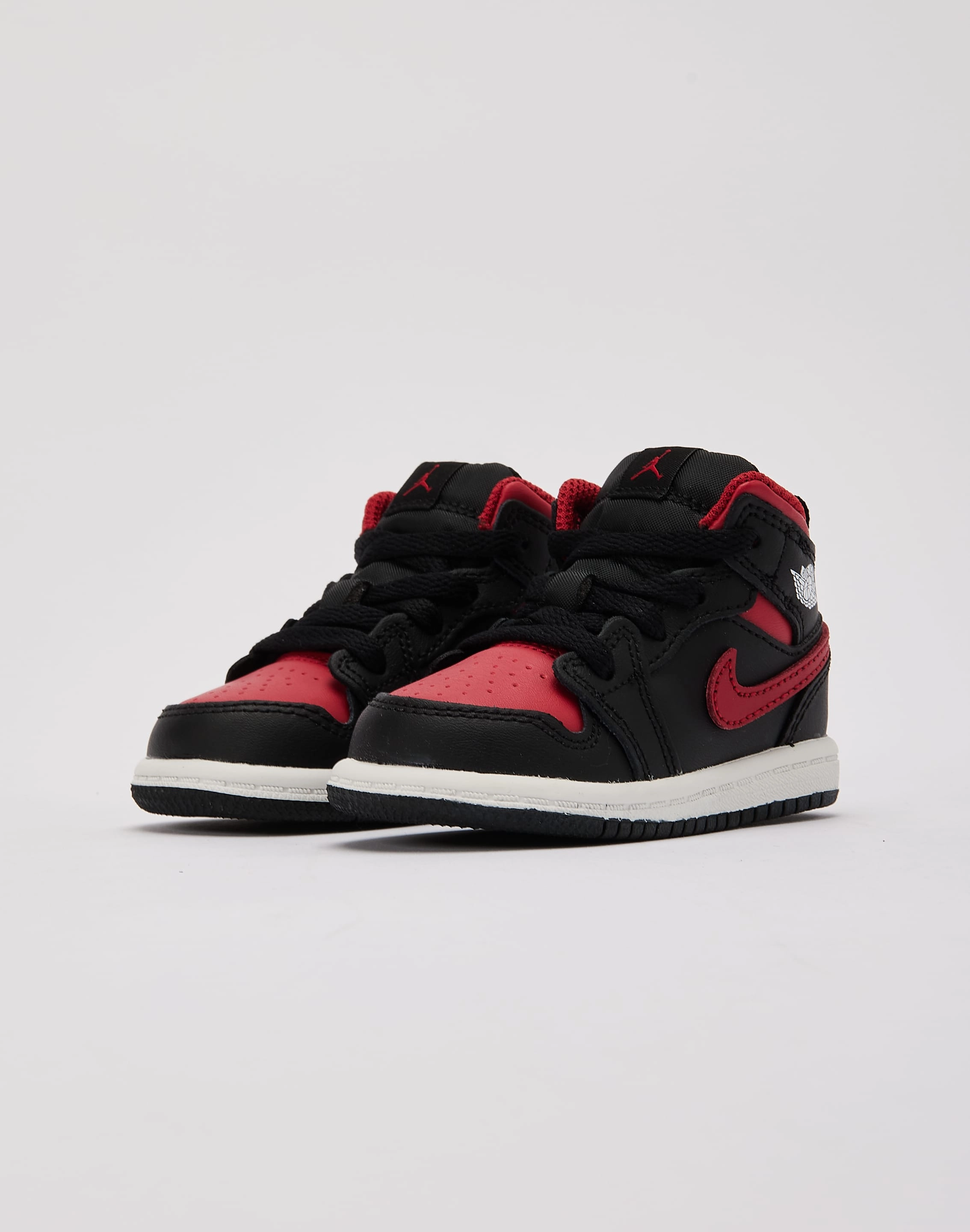 Formal wear selections Jordan Air Jordan 1 Mid Infant
