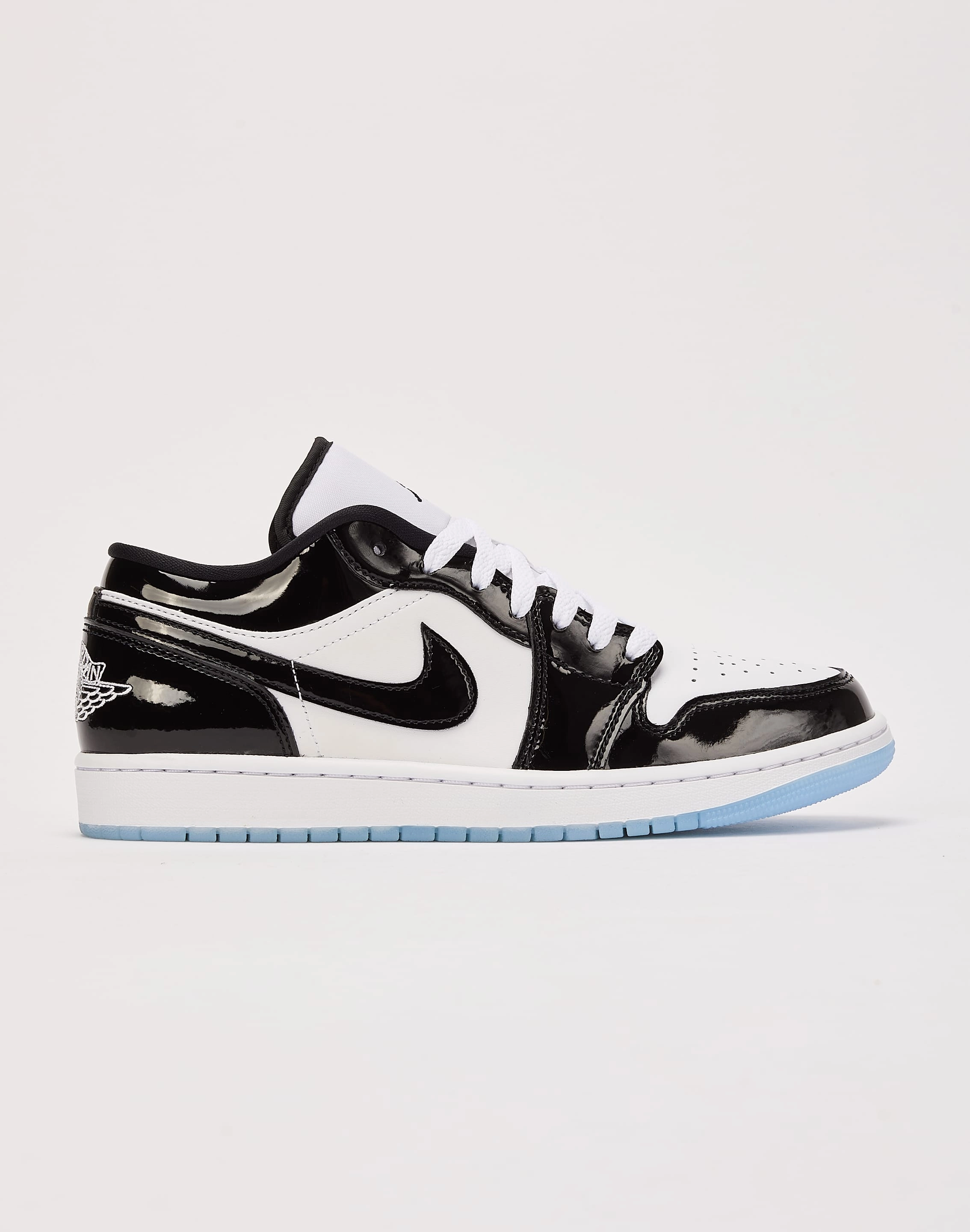 Free shipping offers Jordan Air Jordan 1 Low SE 'Concord' Military - inspired fashion