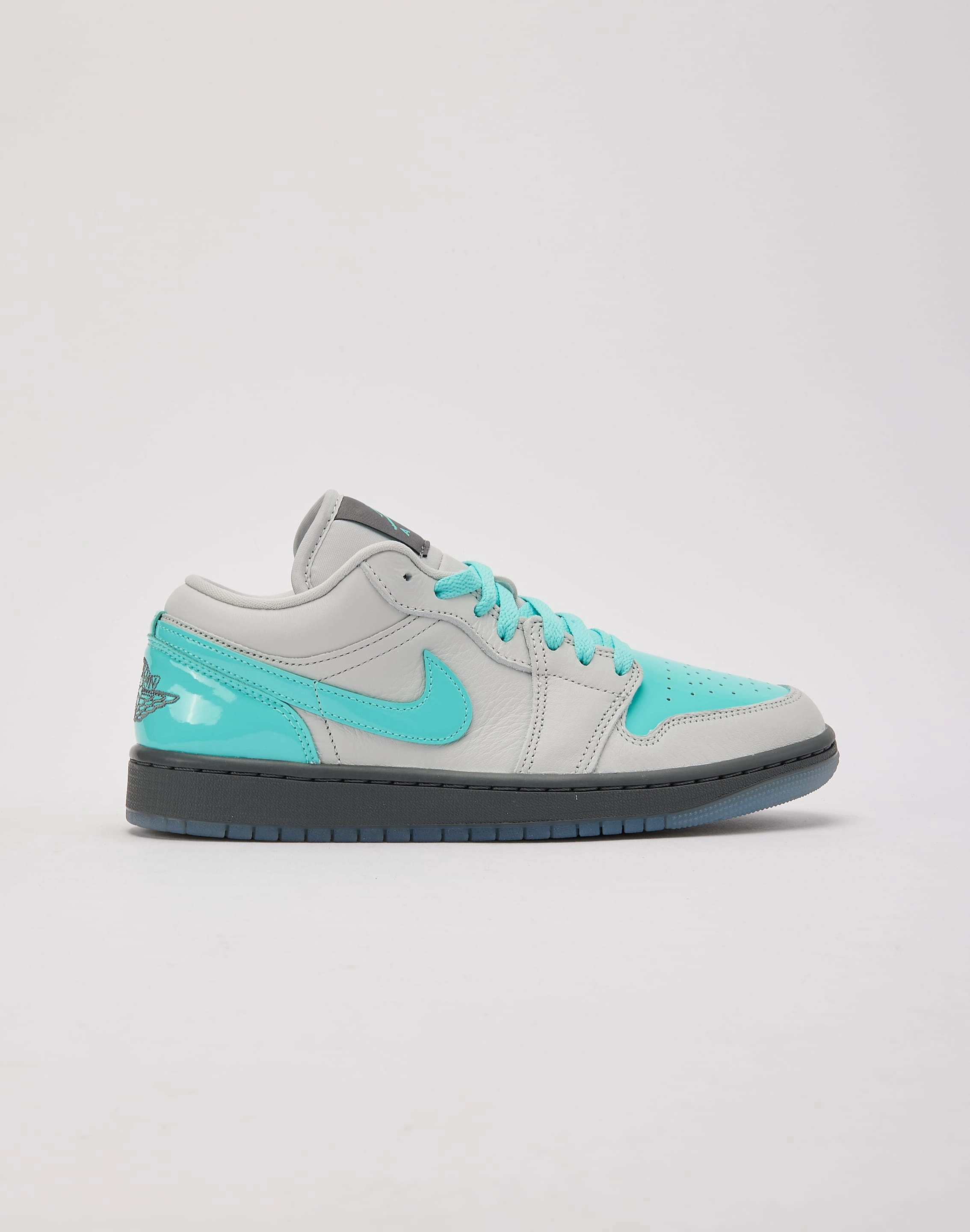 Free shipping offers Jordan Air Jordan 1 Low SE Nylon - included fashion