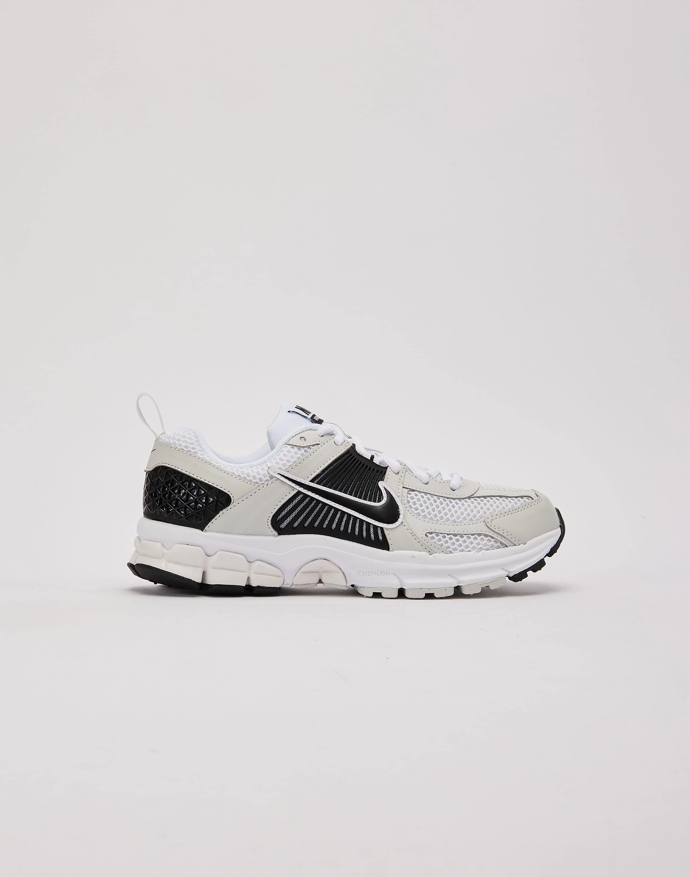 Free shipping offers Nike Zoom Vomero 5 Grade-School Fashion culture