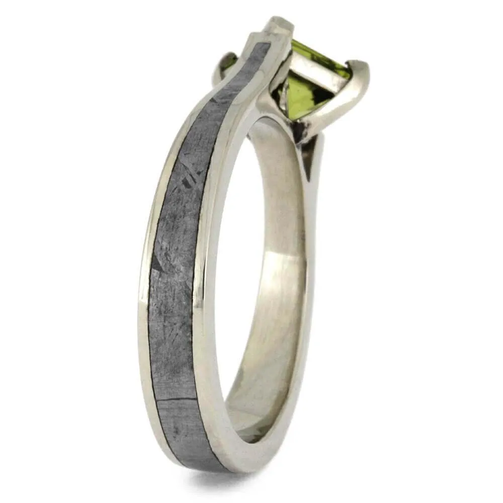 Green Wedding Ring Set With Peridot Engagement Ring And Meteorite