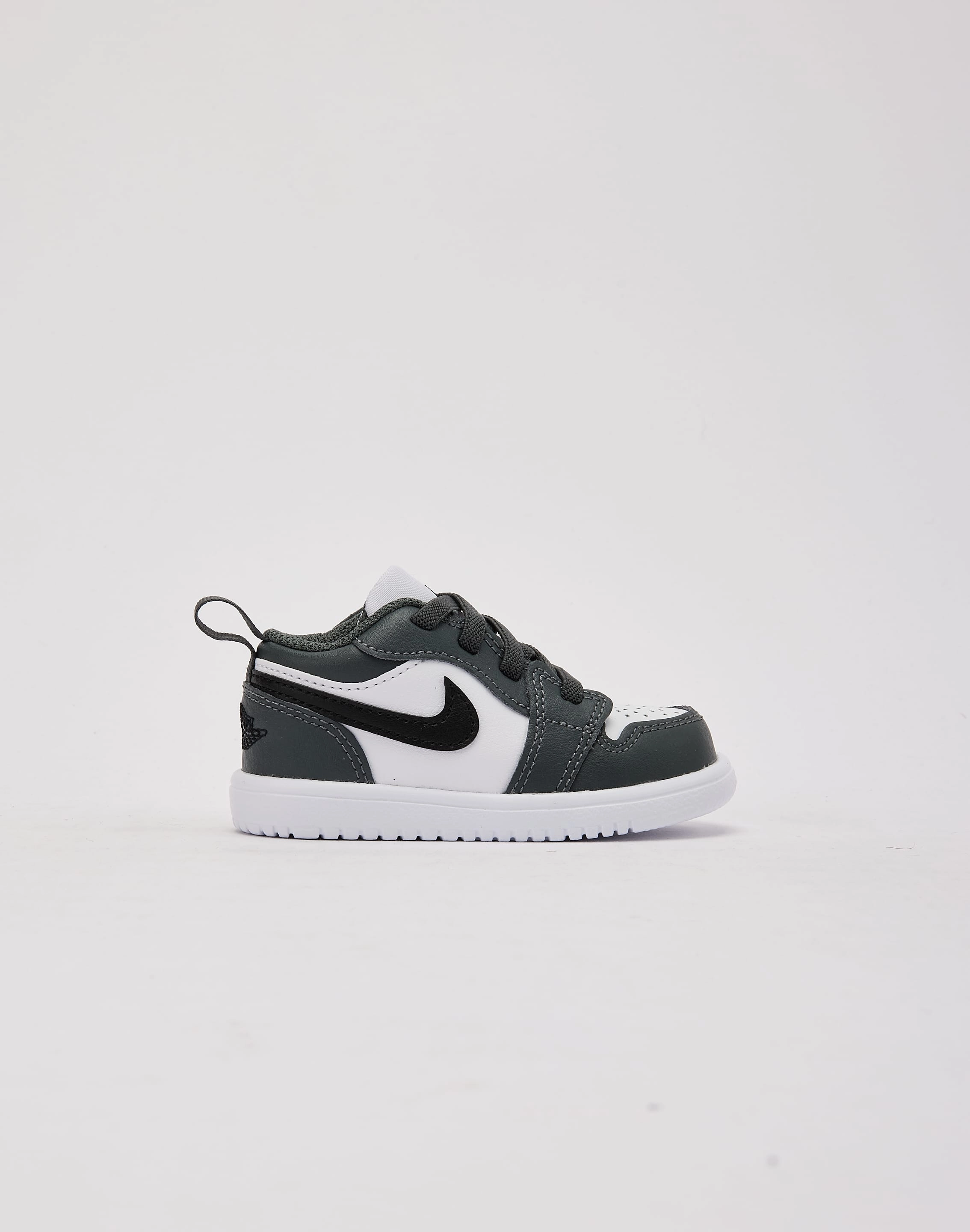High - end fashion Jordan Air Jordan 1 Low Alt Toddler Designer fashion items