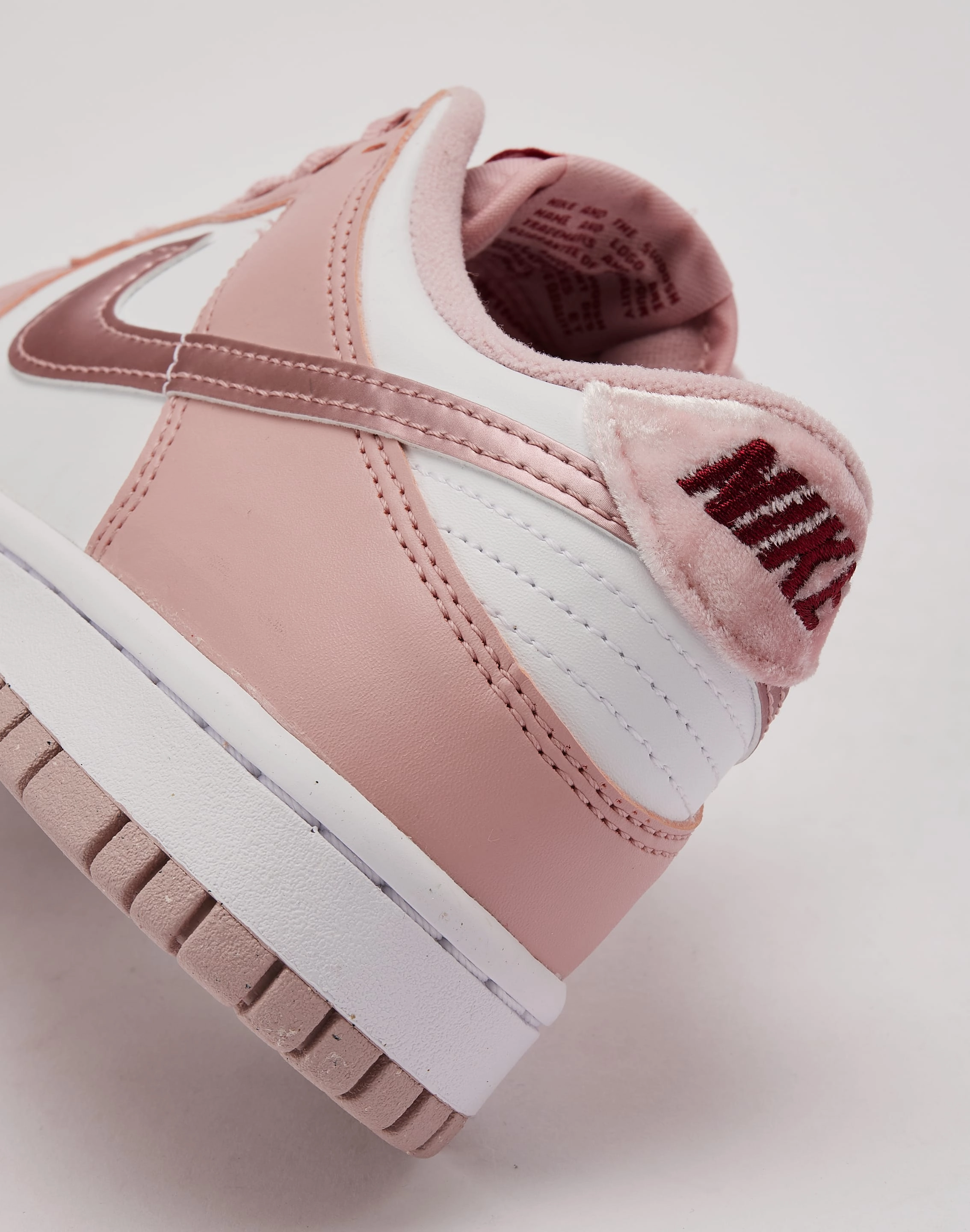 High - end fashion Nike Dunk Low Grade-School