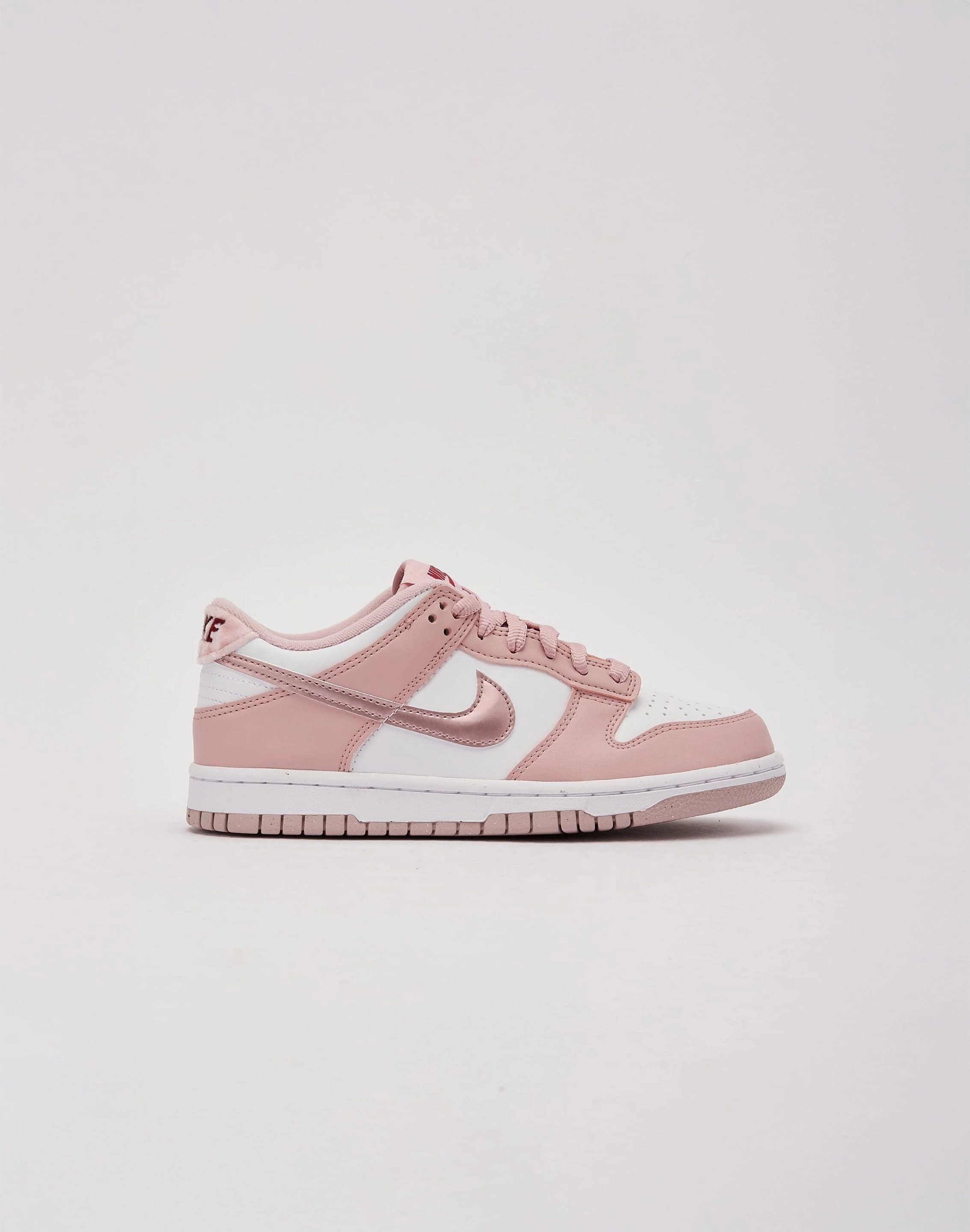 High - end fashion Nike Dunk Low Grade-School Business casual wear