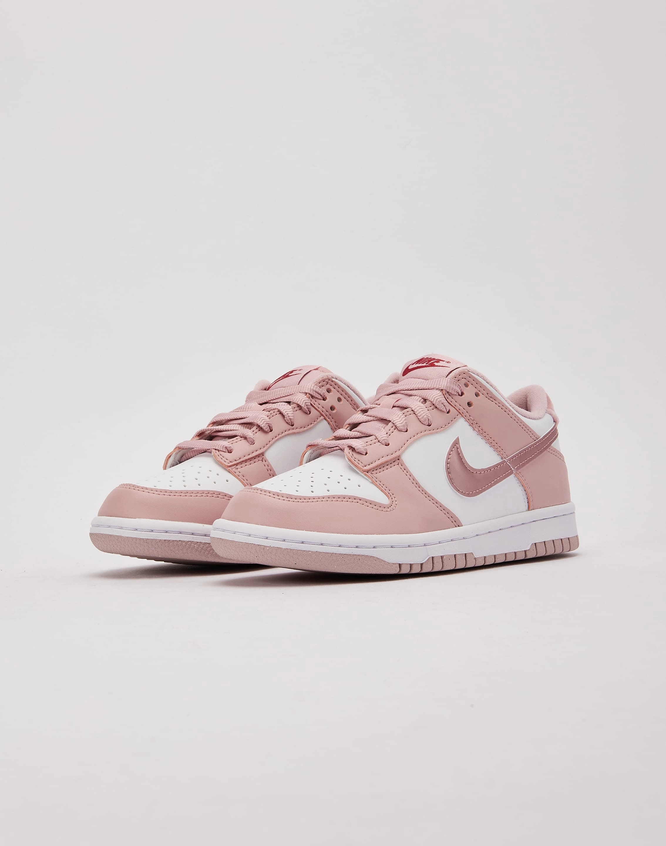 High - end fashion Nike Dunk Low Grade-School
