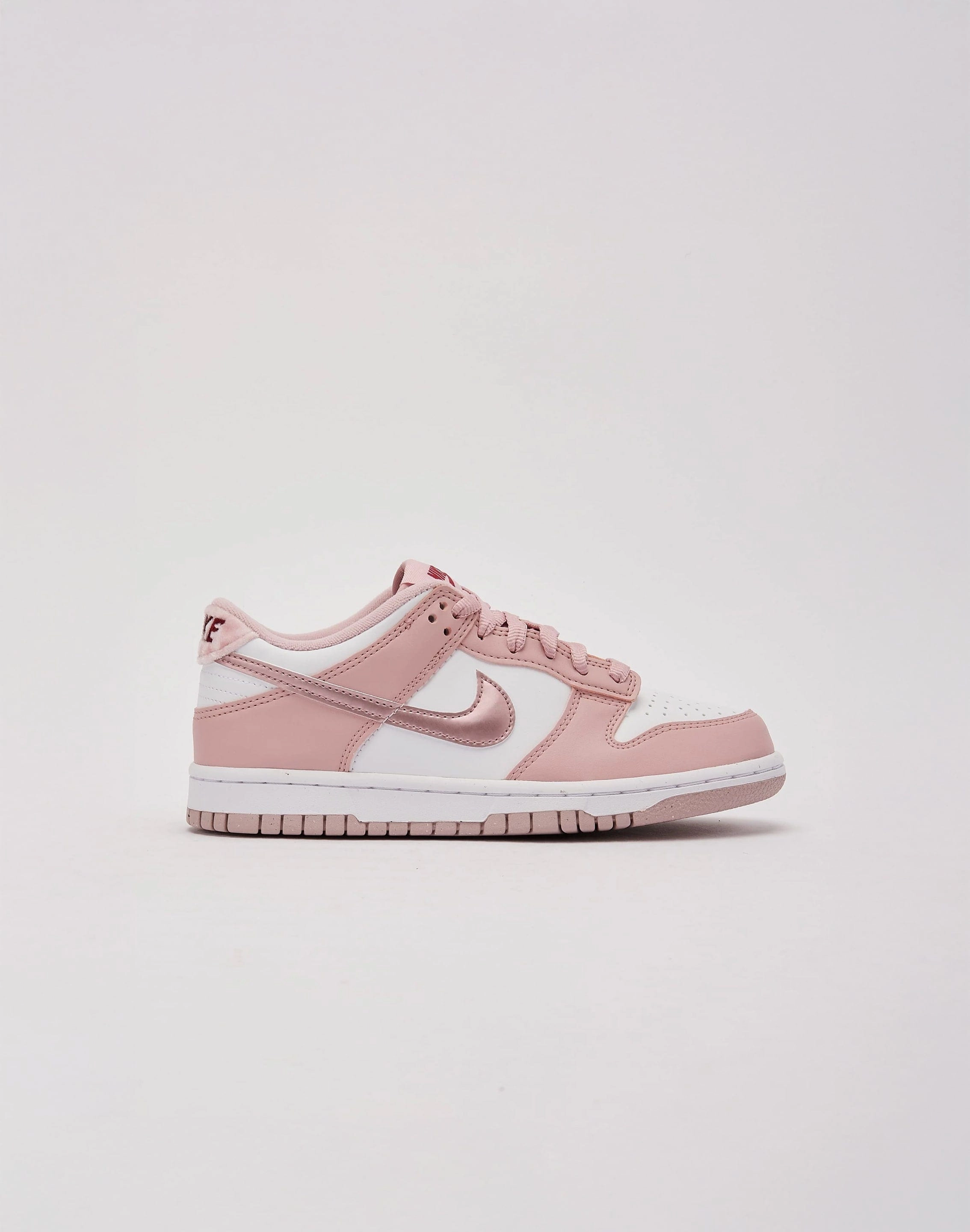 High - end fashion Nike Dunk Low Grade-School Business casual wear