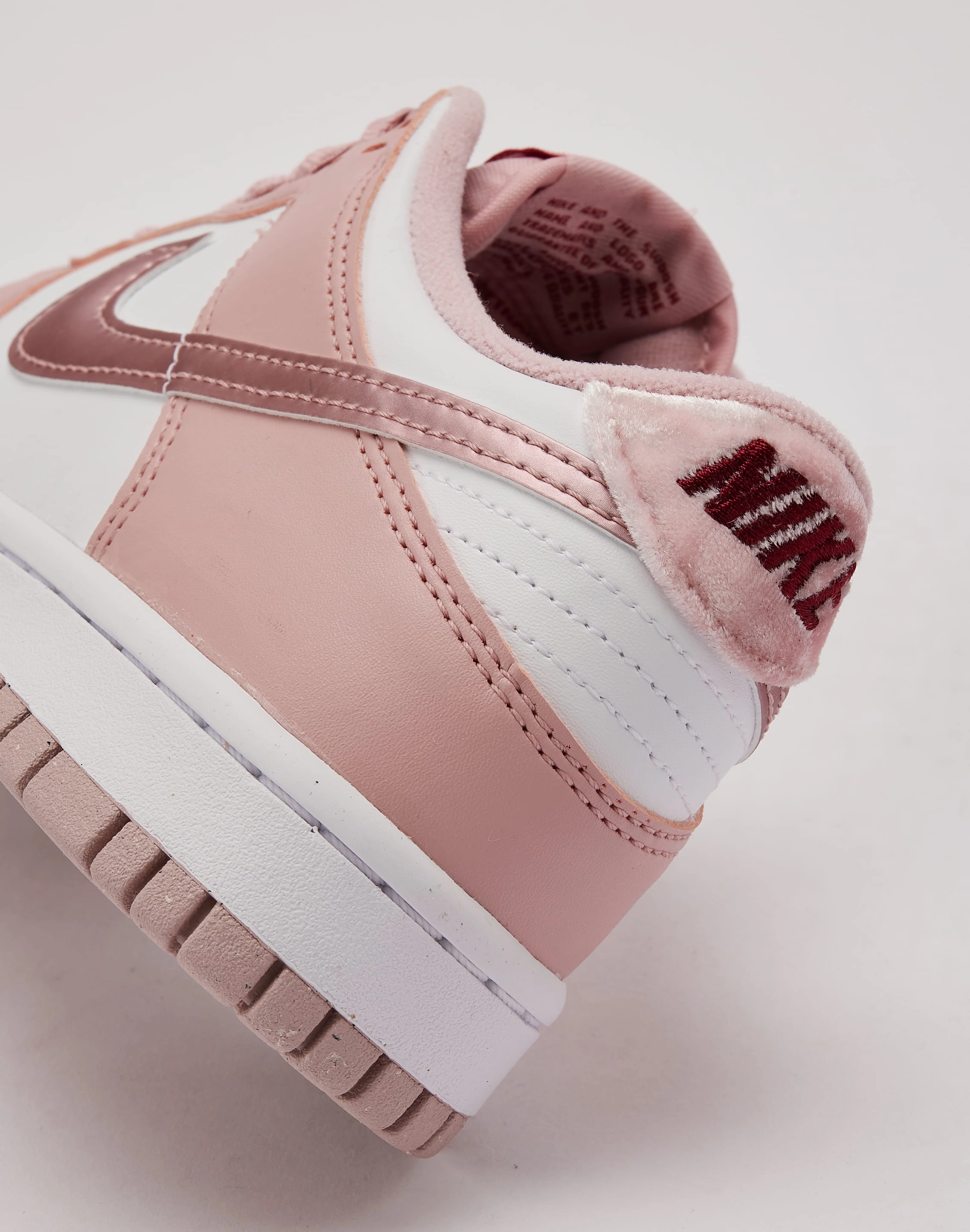 High - end fashion Nike Dunk Low Grade-School