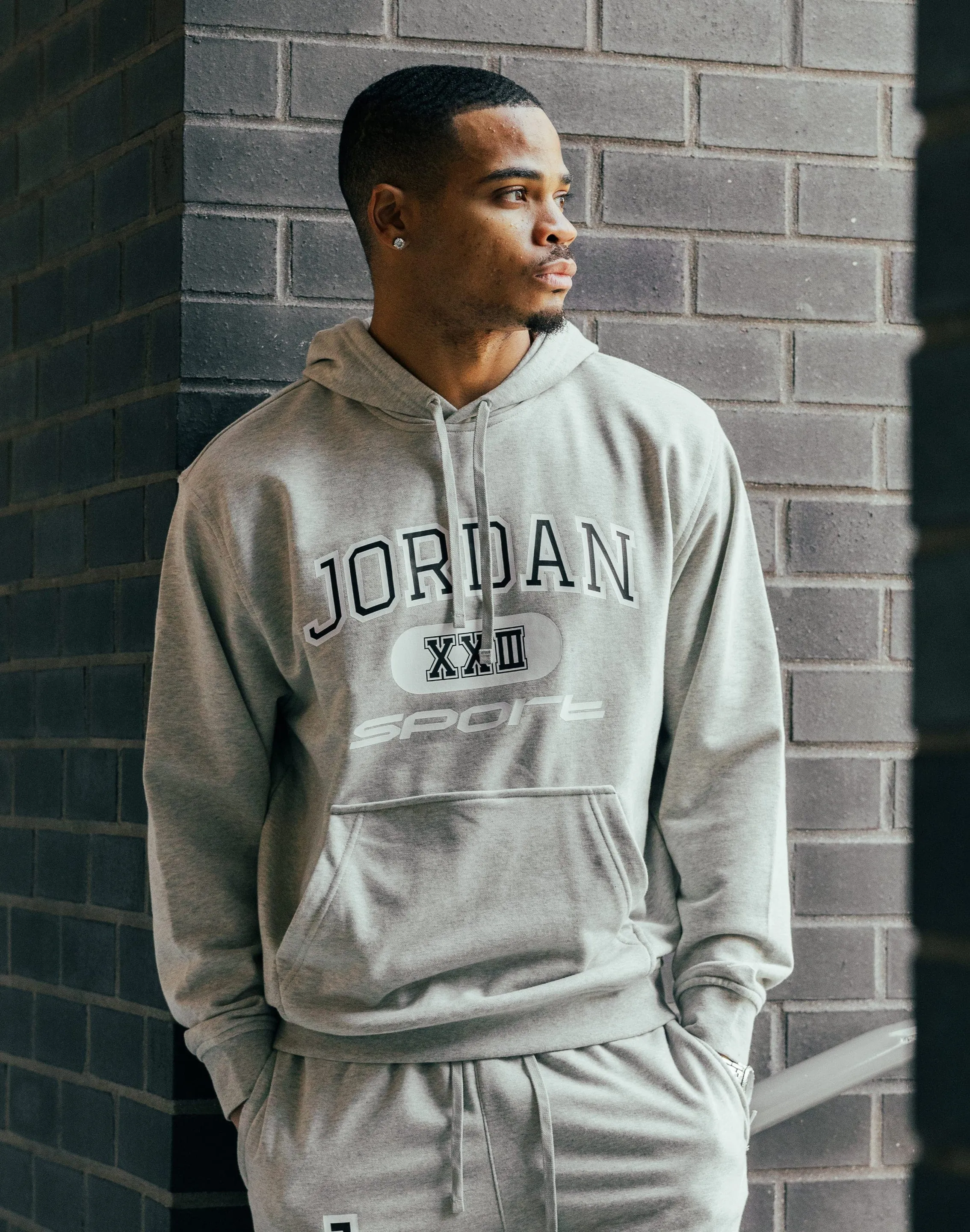 Jordan Sport Crossover Hoodie Smart fashion (wearables) Classic fashion pieces