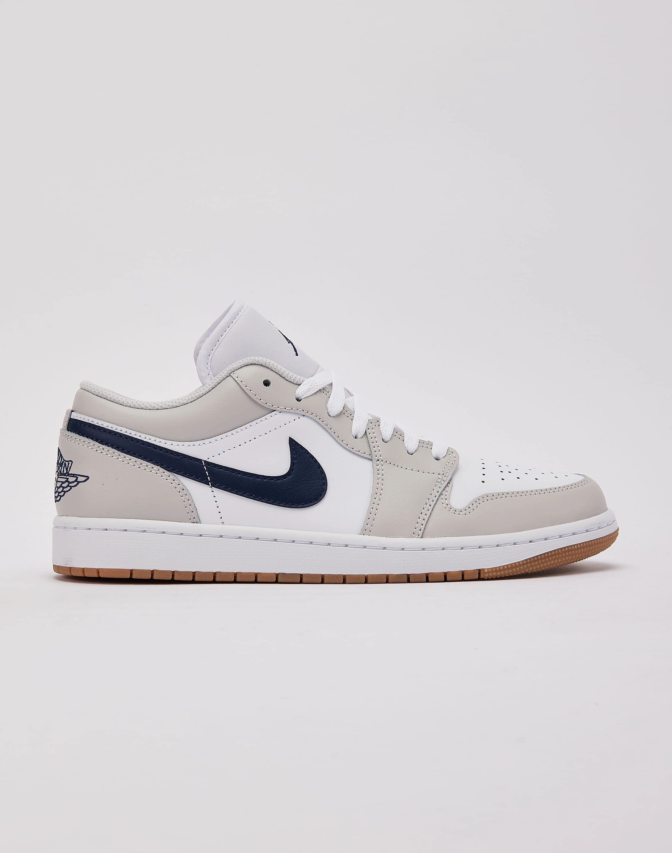 Jordan Air Jordan 1 Low Fashion trends Fashion influencers' recommendations