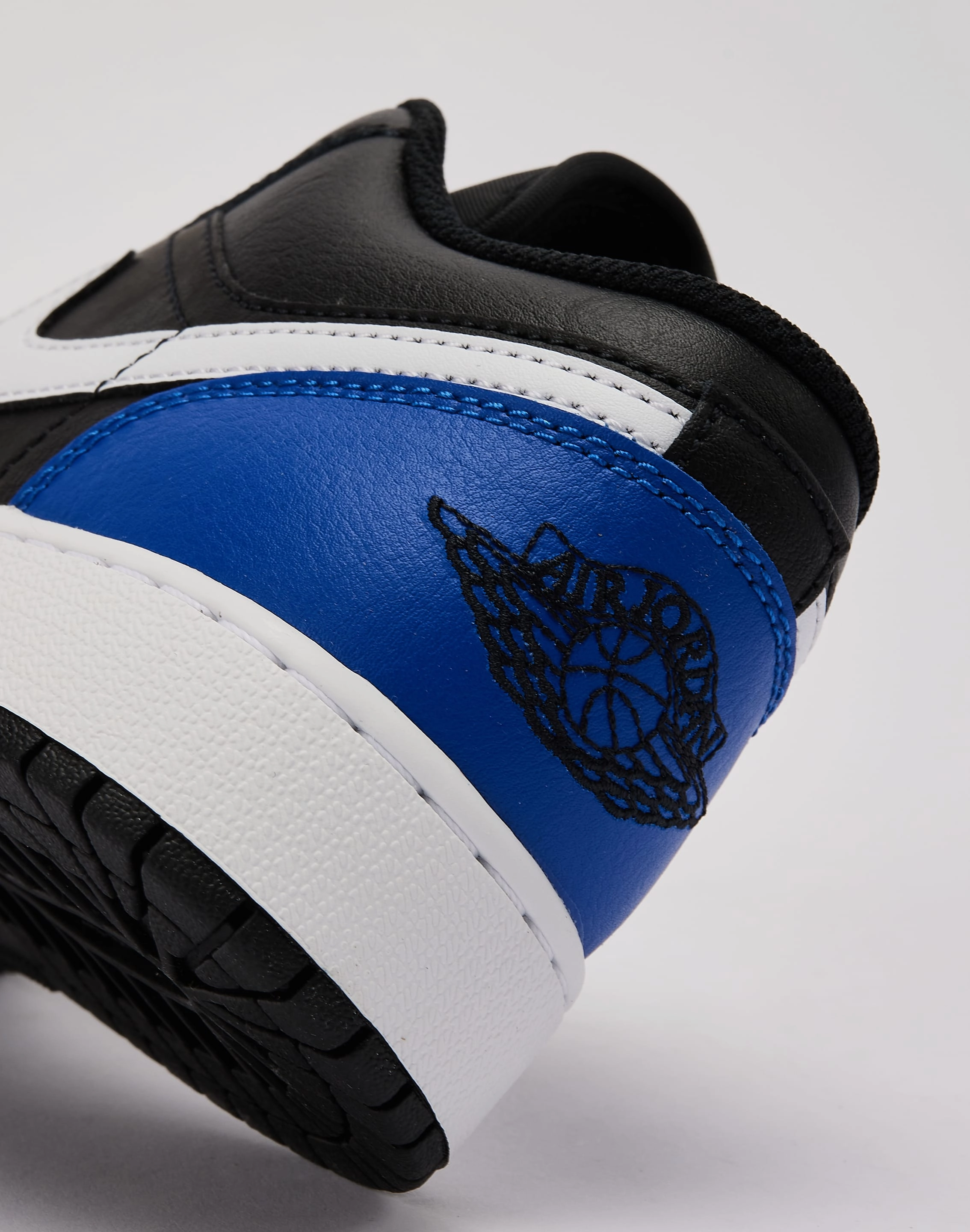 Jordan Air Jordan 1 Low Grade-School Fashion boutiques