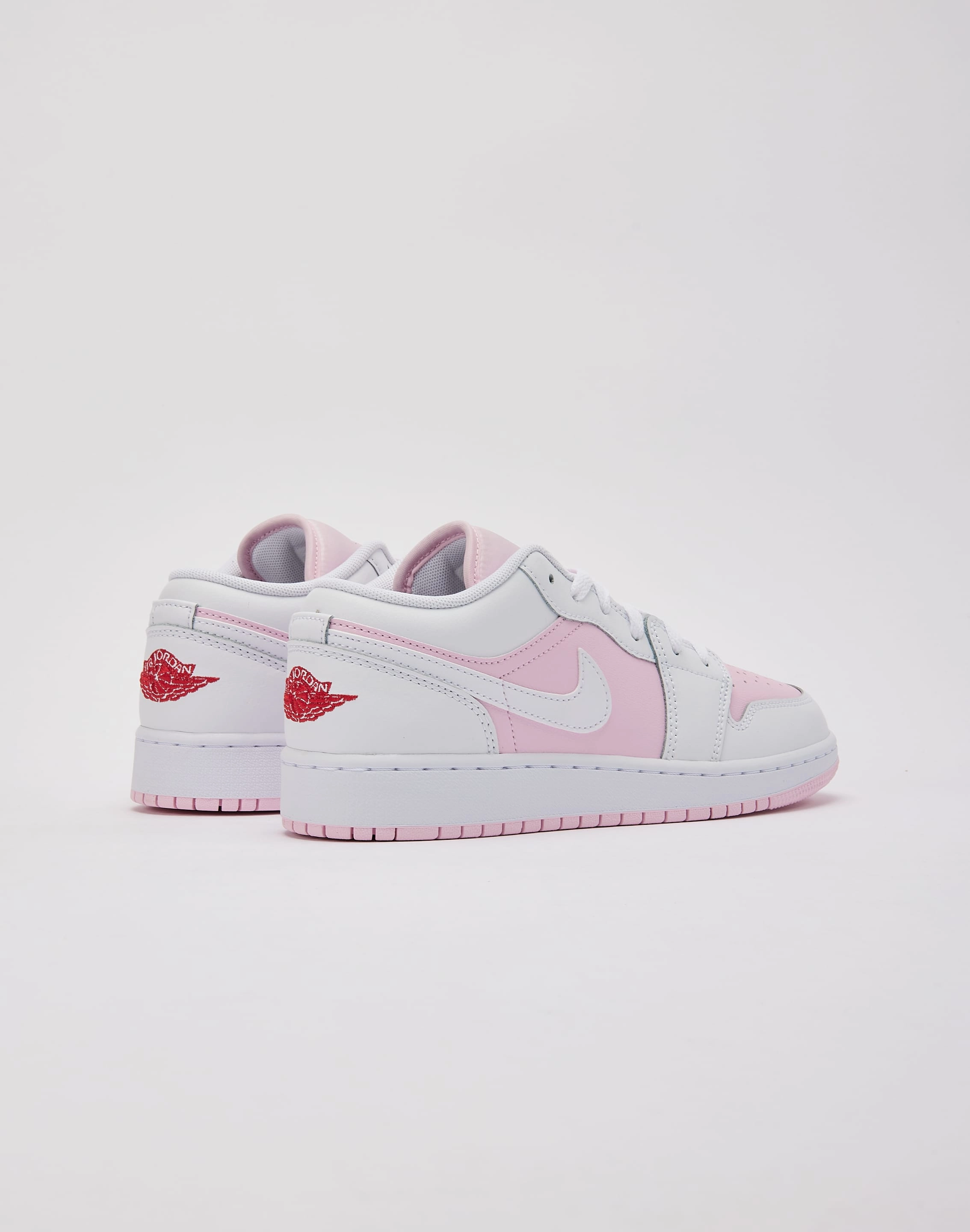 Jordan Air Jordan 1 Low Grade-School Fashion forecasting