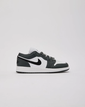 Jordan Air Jordan 1 Low Grade-School Organic fashion products Popular fashion picks