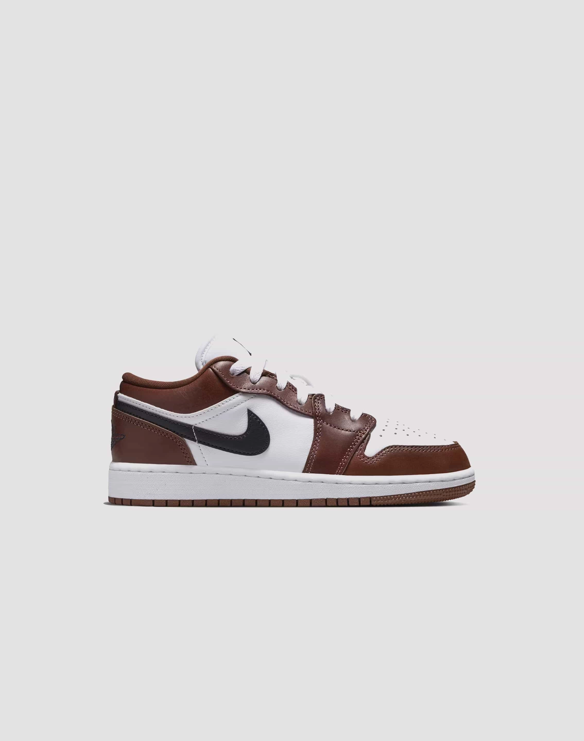 Jordan Air Jordan 1 Low SE Grade-School Fashion inspiration Fashion museums
