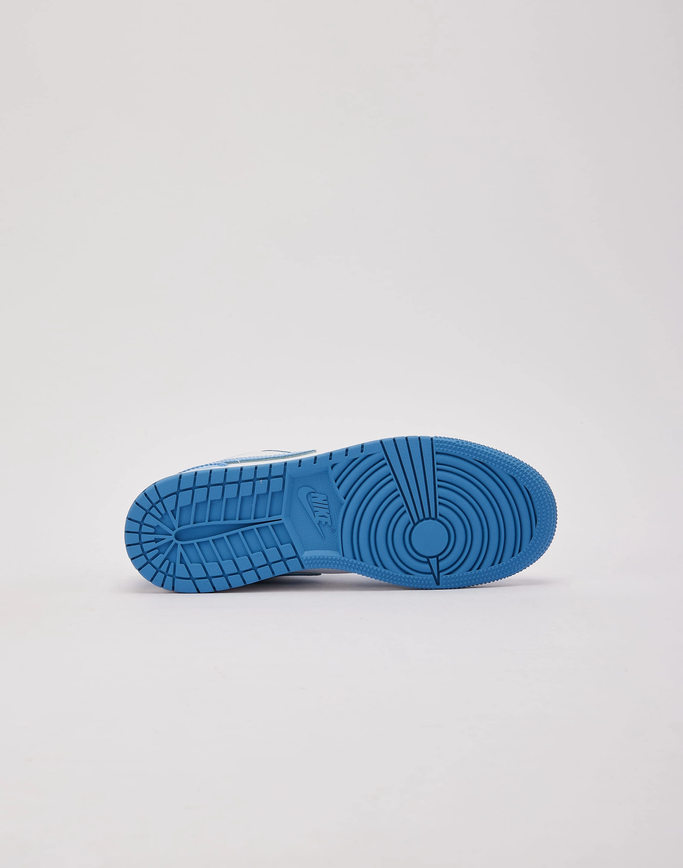 Jordan Air Jordan 1 Low SE Grade-School Fashion swaps