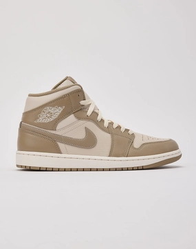 Jordan Air Jordan 1 Mid Fashion care (washing, ironing, etc.) Clothing assortments