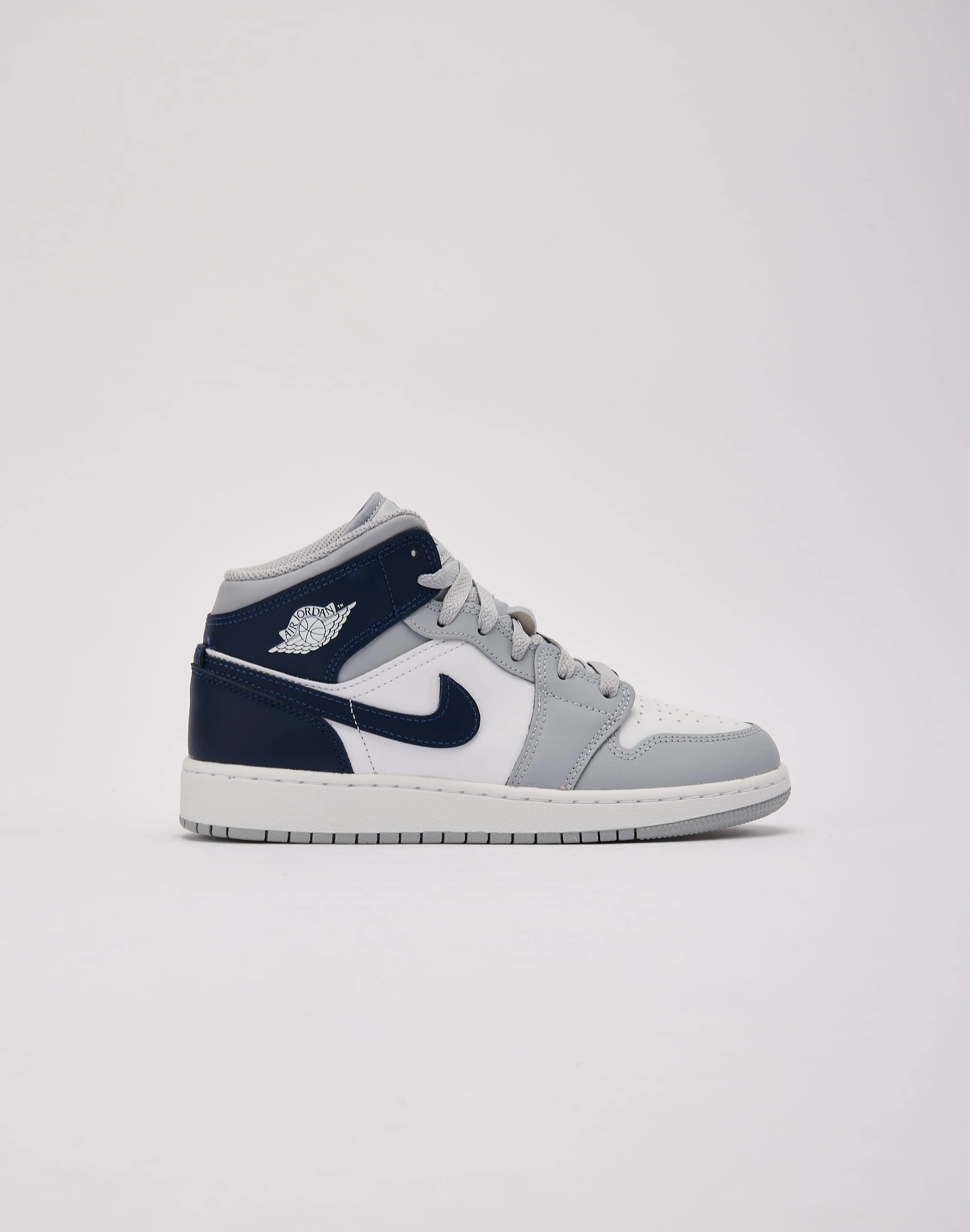Jordan Air Jordan 1 Mid Grade-School Clothing types Style statements