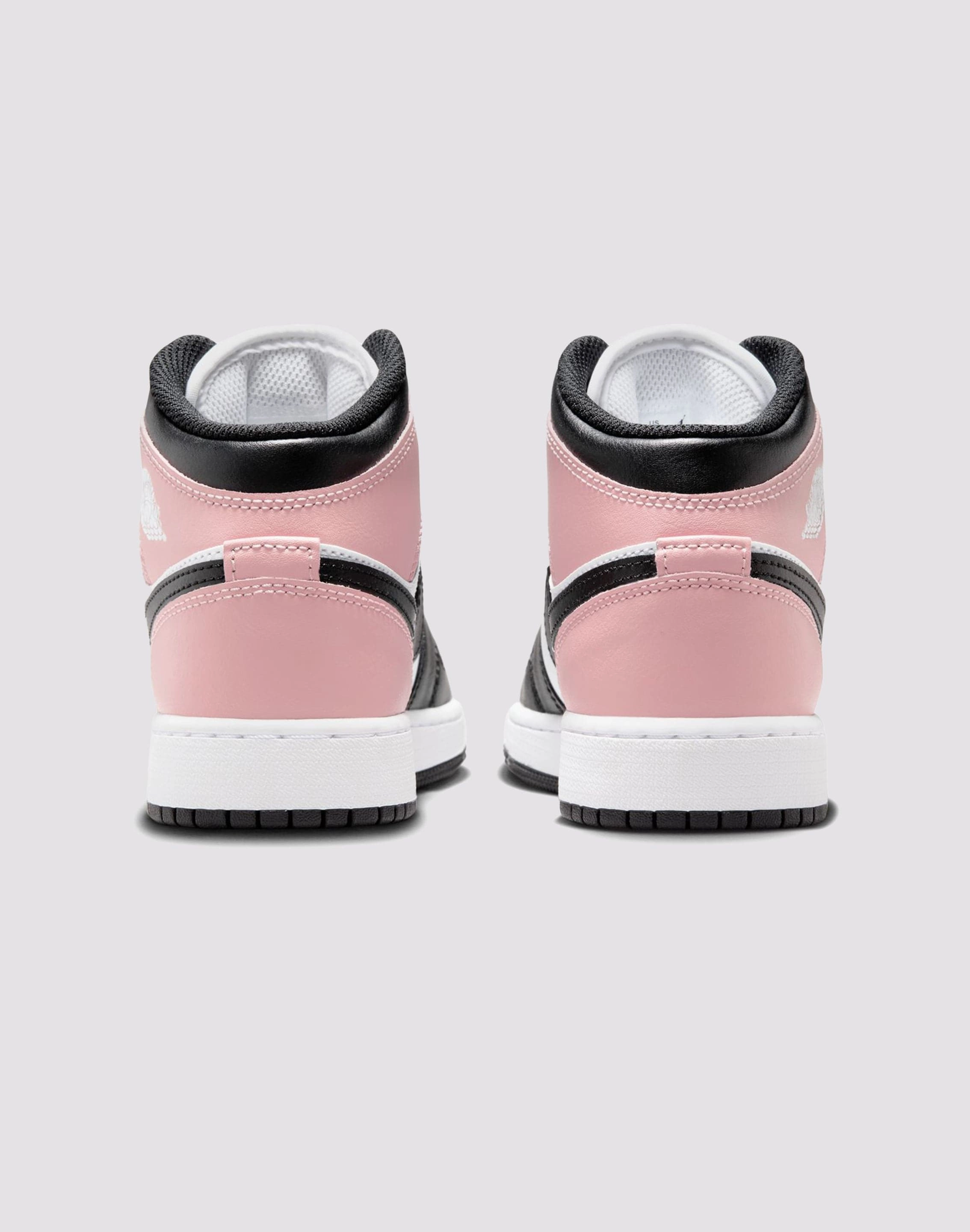 Jordan Air Jordan 1 Mid Grade-School Fashionable options