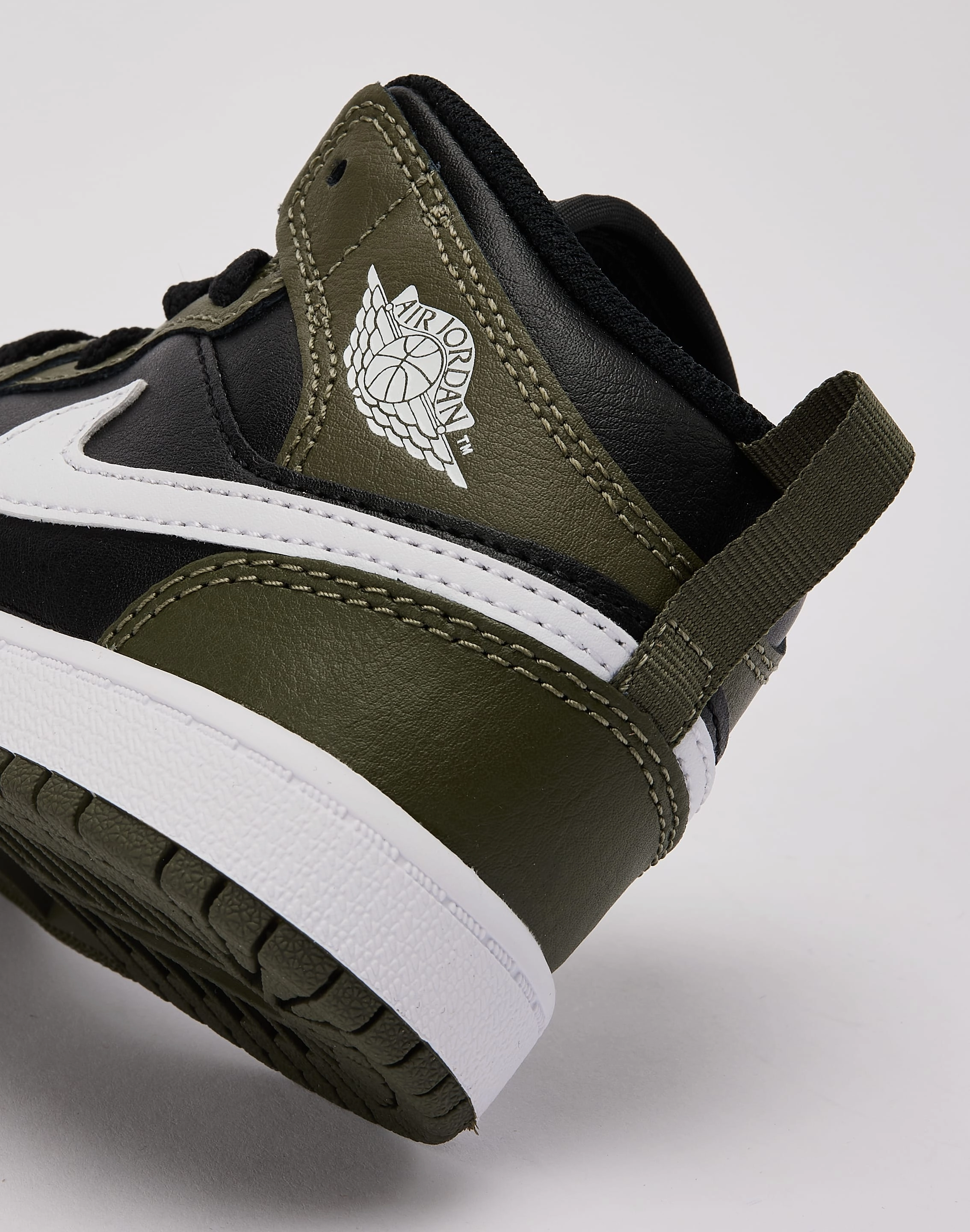 Jordan Air Jordan 1 Mid Pre-School Fashion bloggers' picks