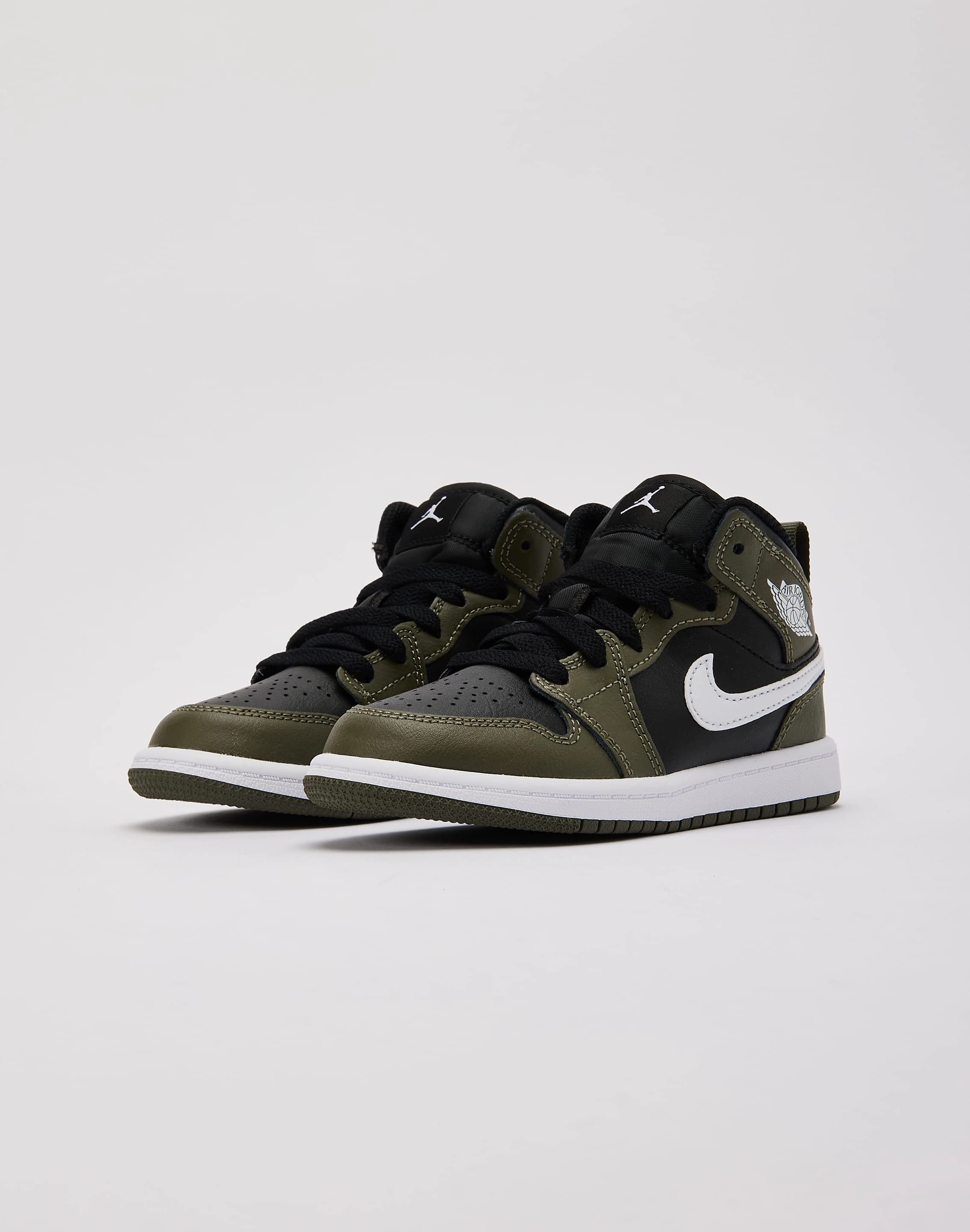 Jordan Air Jordan 1 Mid Pre-School Fashion bloggers' picks