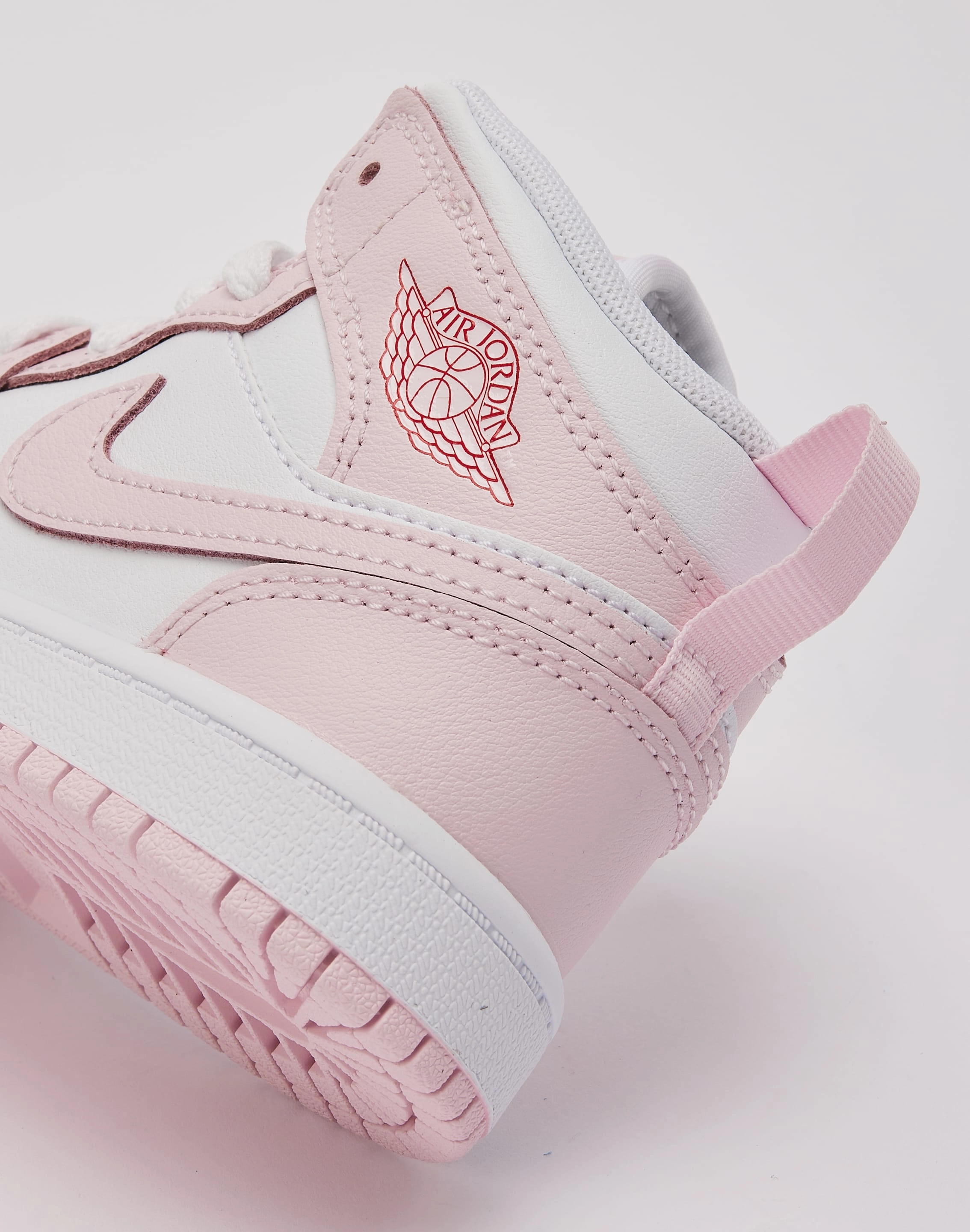 Jordan Air Jordan 1 Mid Pre-School Stylish products