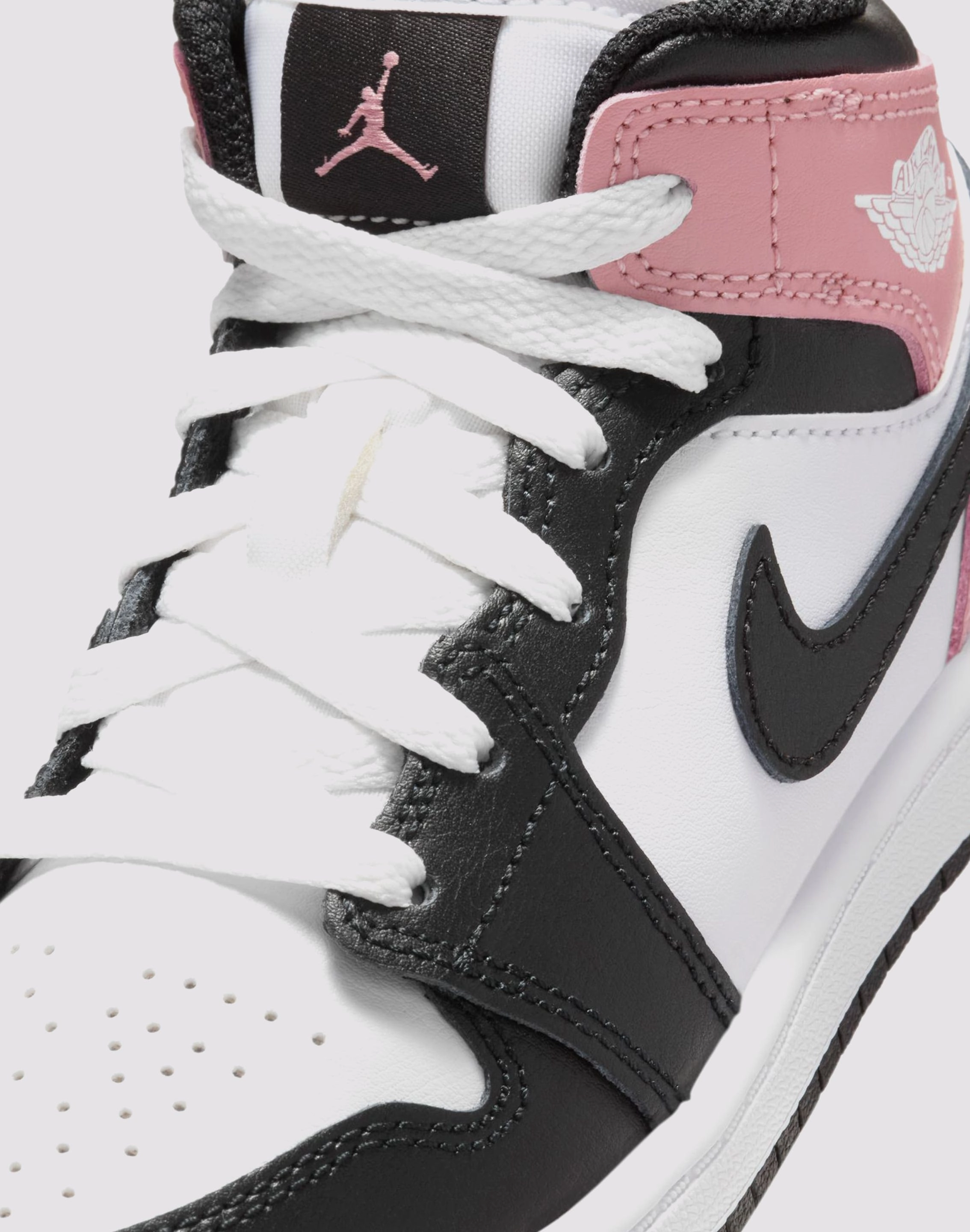 Jordan Air Jordan 1 Mid Pre-School Wardrobe staples