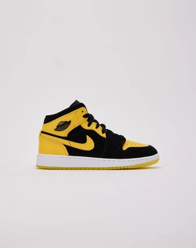 Jordan Air Jordan 1 Mid SE 'New Love' Grade-School Style statements Fashion technology