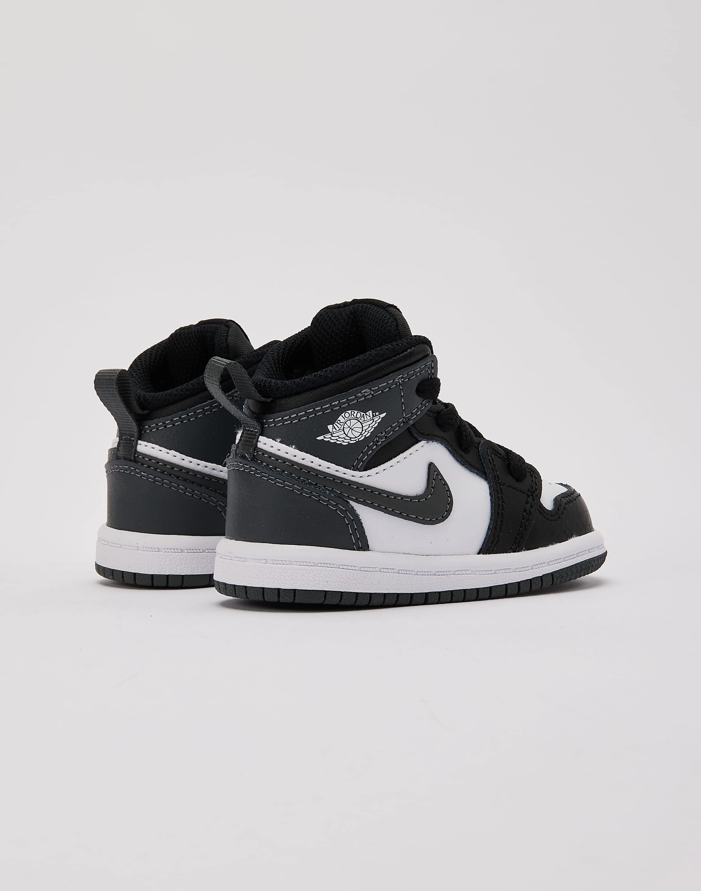 Jordan Air Jordan 1 Mid Toddler Seasonal wear