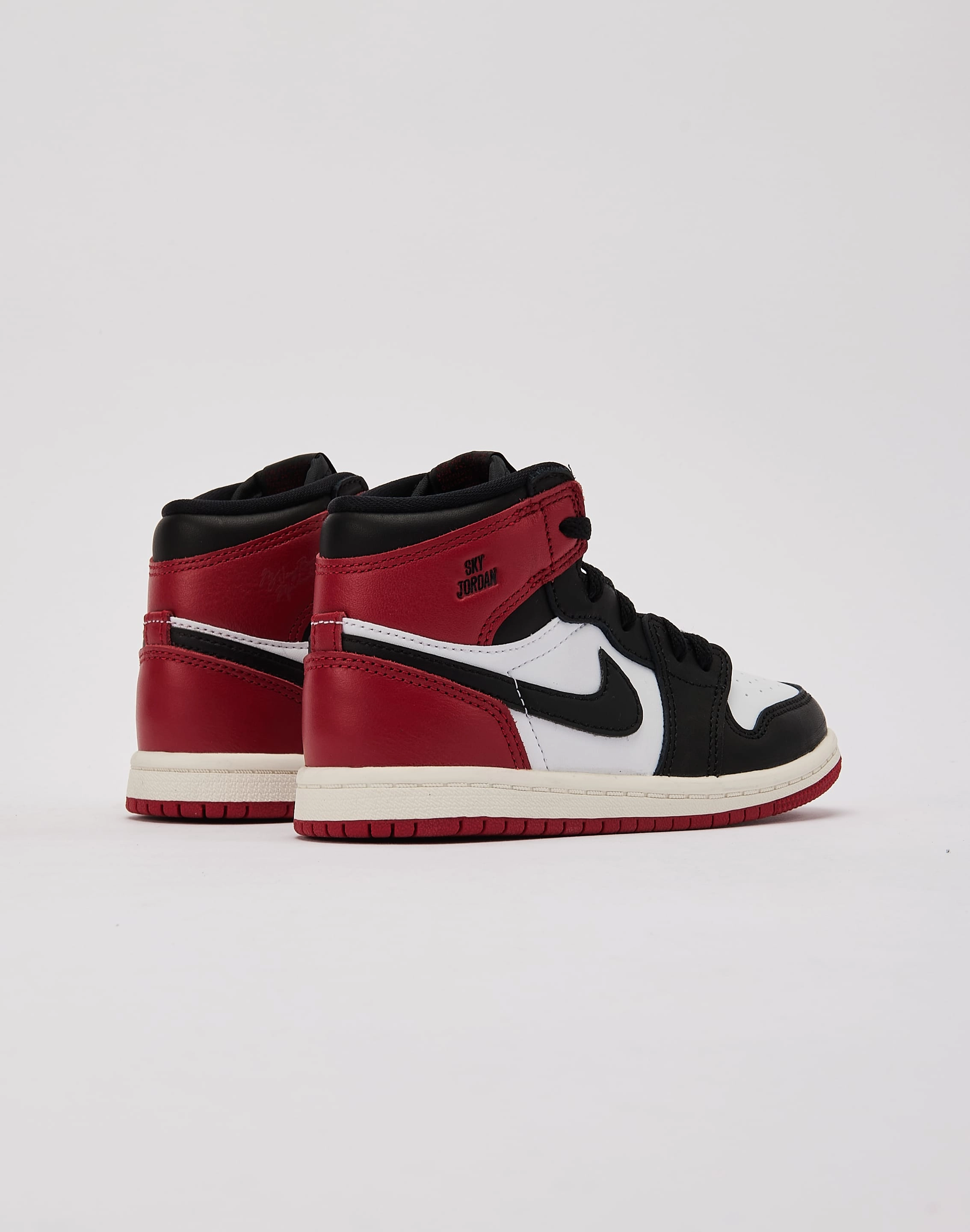 Jordan Air Jordan 1 Retro High OG 'Black Toe Reimagined' Toddler Everyday wear