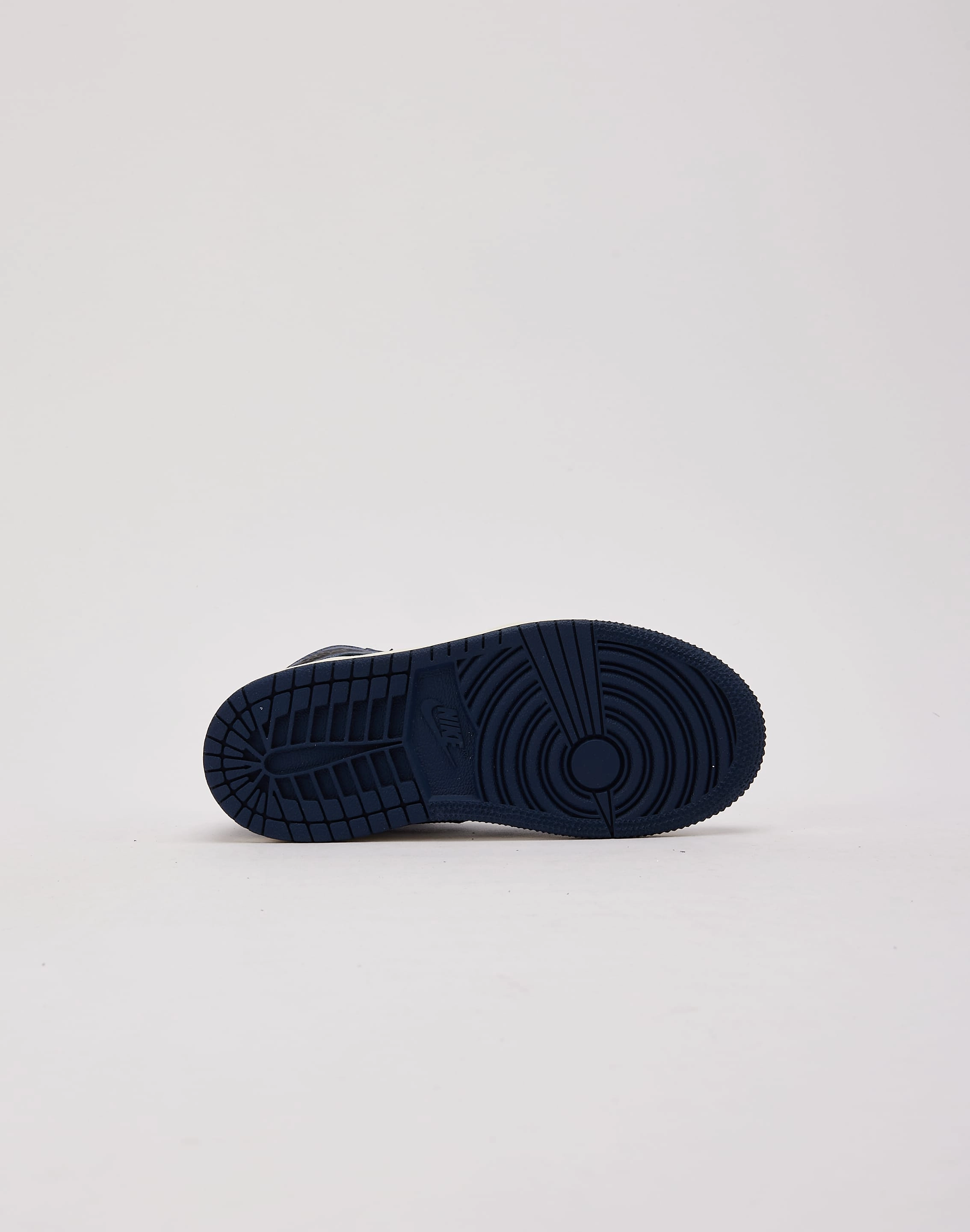 Jordan Air Jordan 1 Retro High OG 'Midnight Navy' Pre-School Fashion must - haves