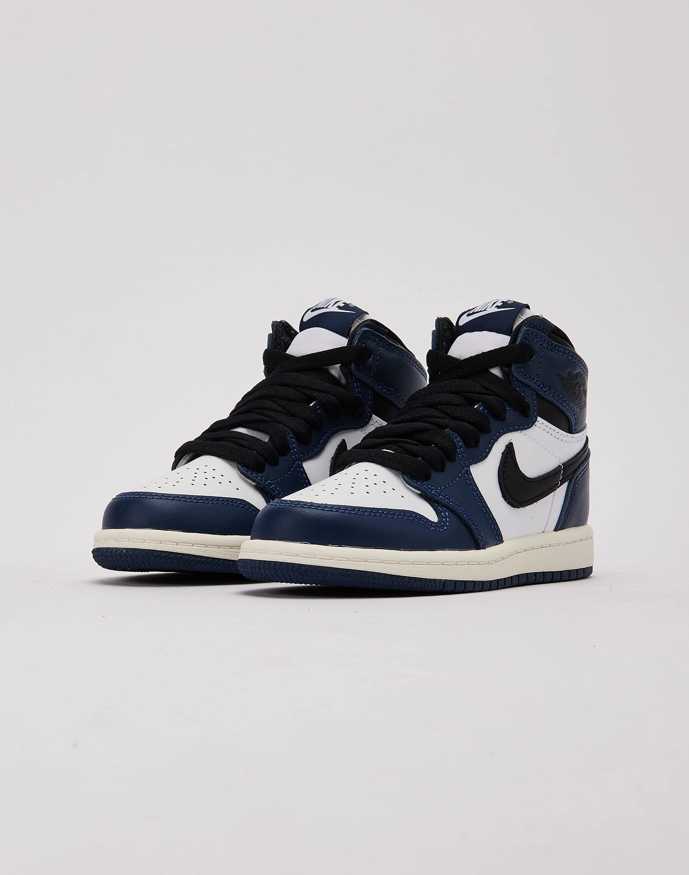 Jordan Air Jordan 1 Retro High OG 'Midnight Navy' Pre-School Fashion must - haves