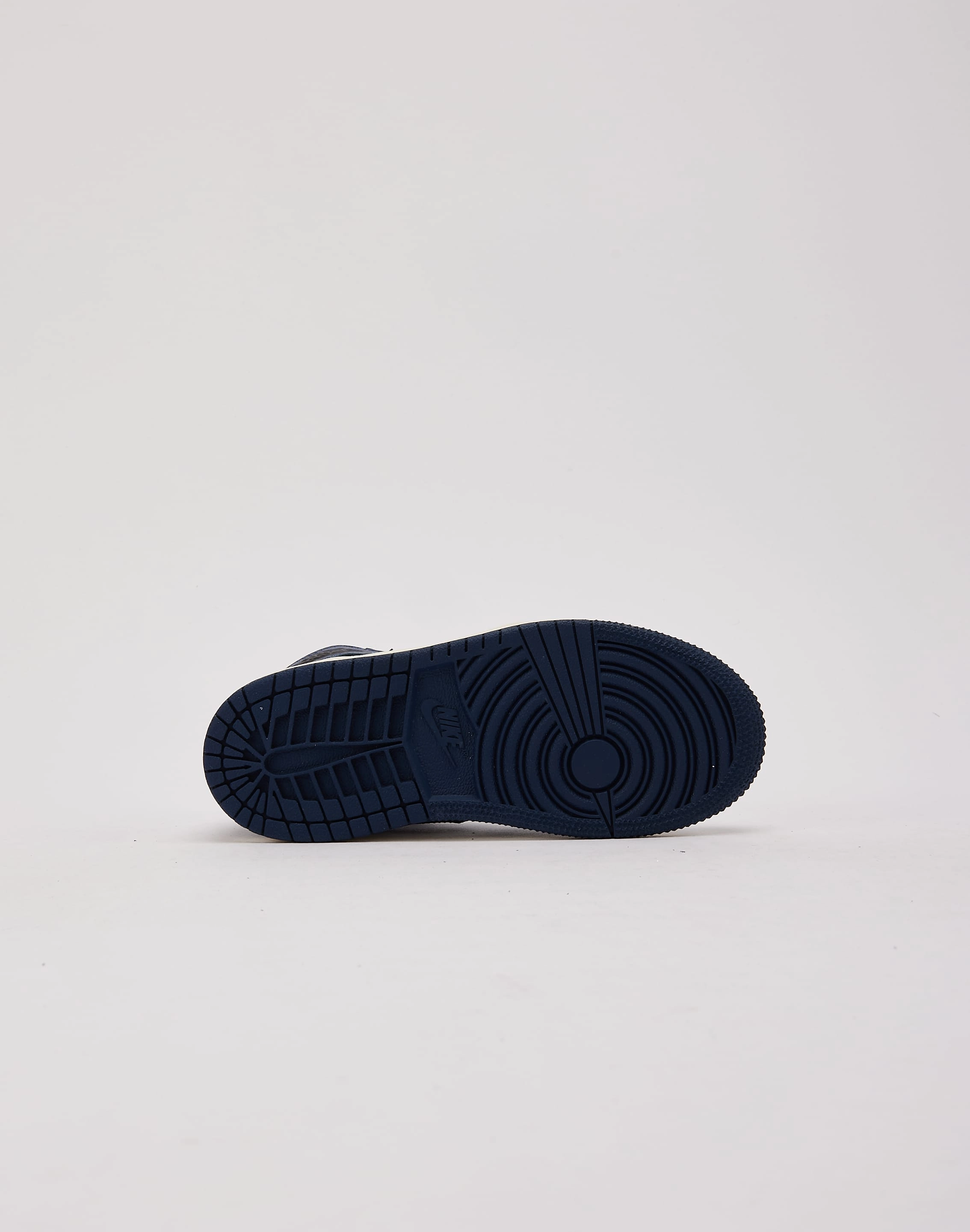 Jordan Air Jordan 1 Retro High OG 'Midnight Navy' Pre-School Fashion must - haves