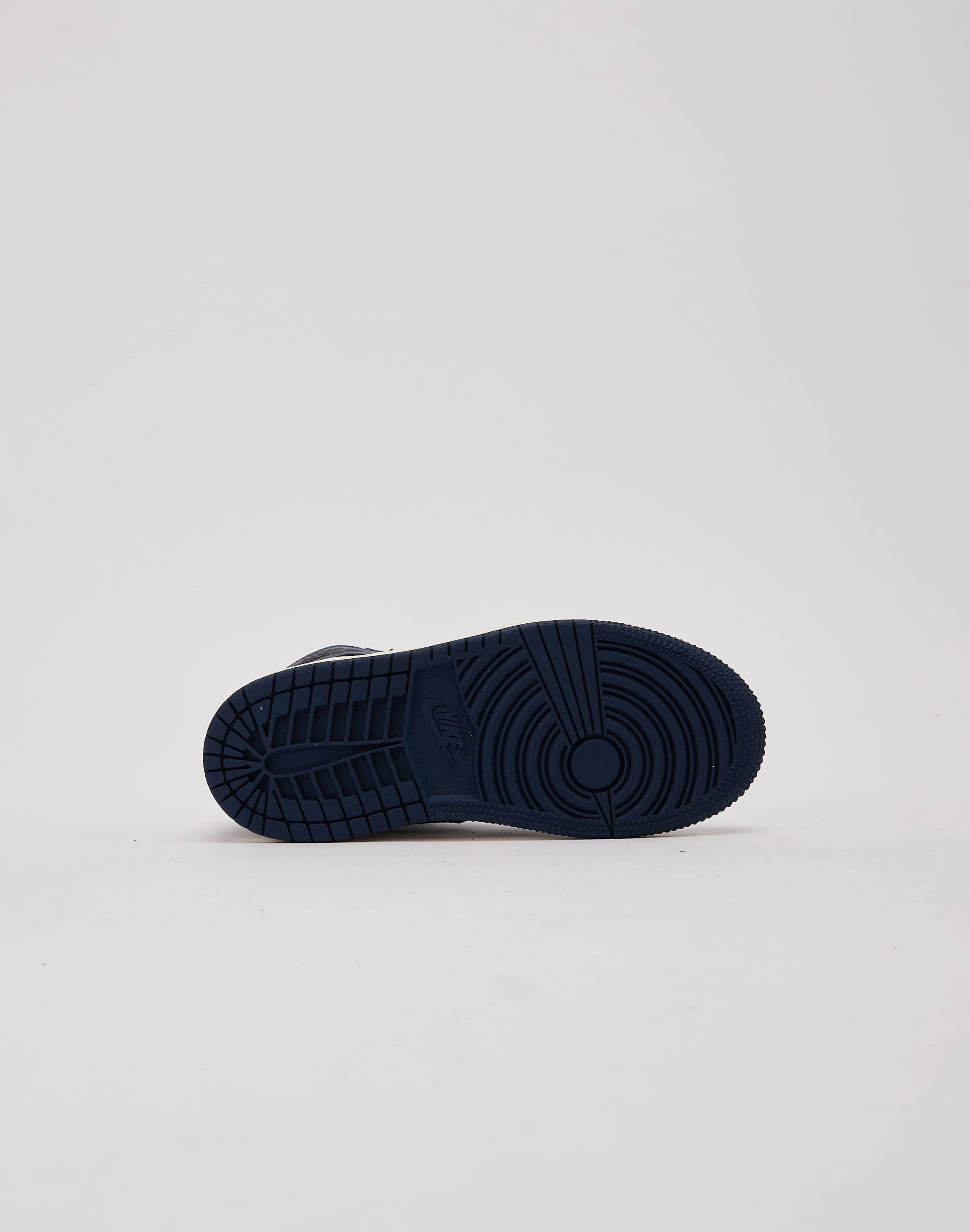 Jordan Air Jordan 1 Retro High OG 'Midnight Navy' Pre-School Fashion must - haves