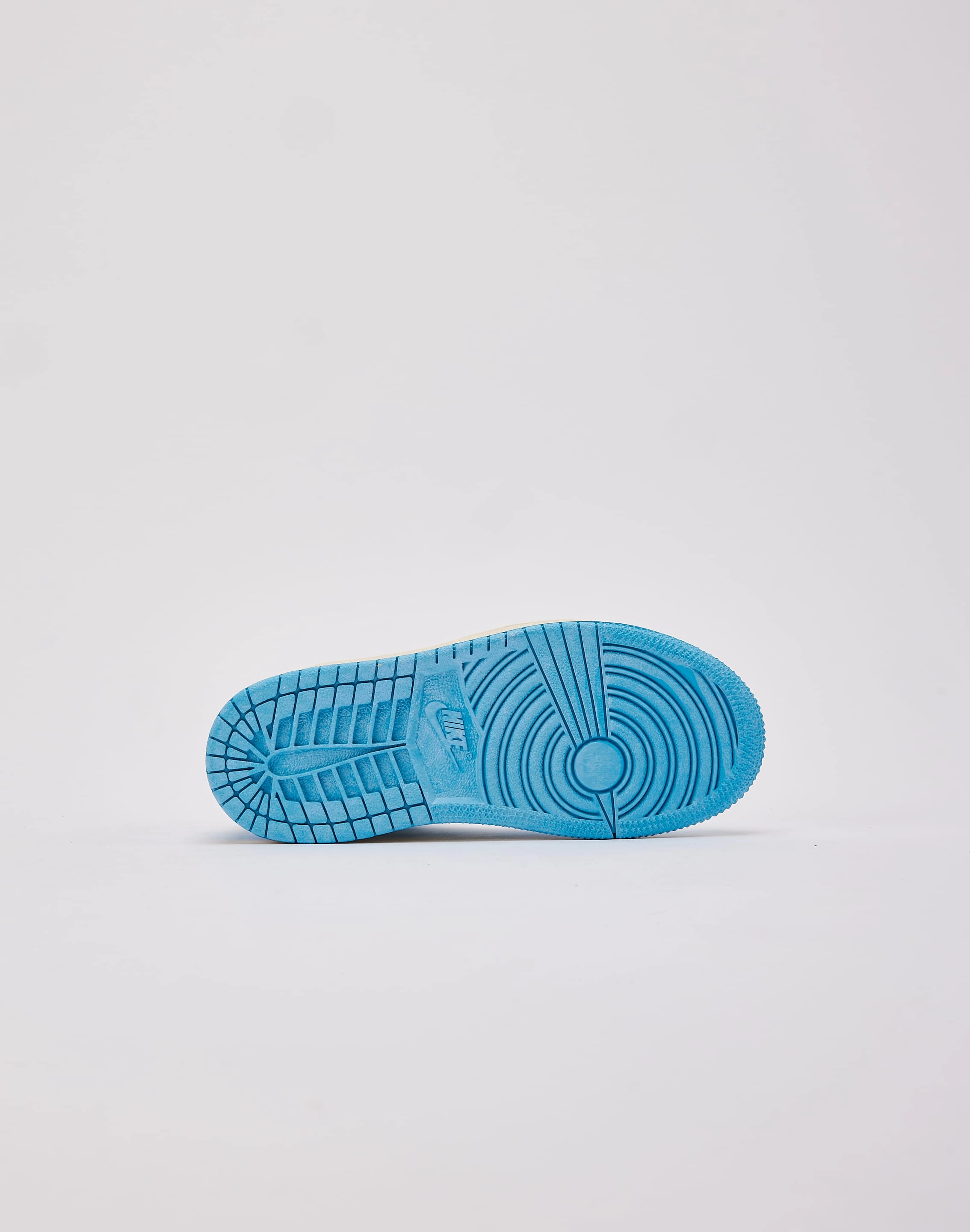 Jordan Air Jordan 1 Retro High OG 'UNC Reimagined' Pre-School Fashion events