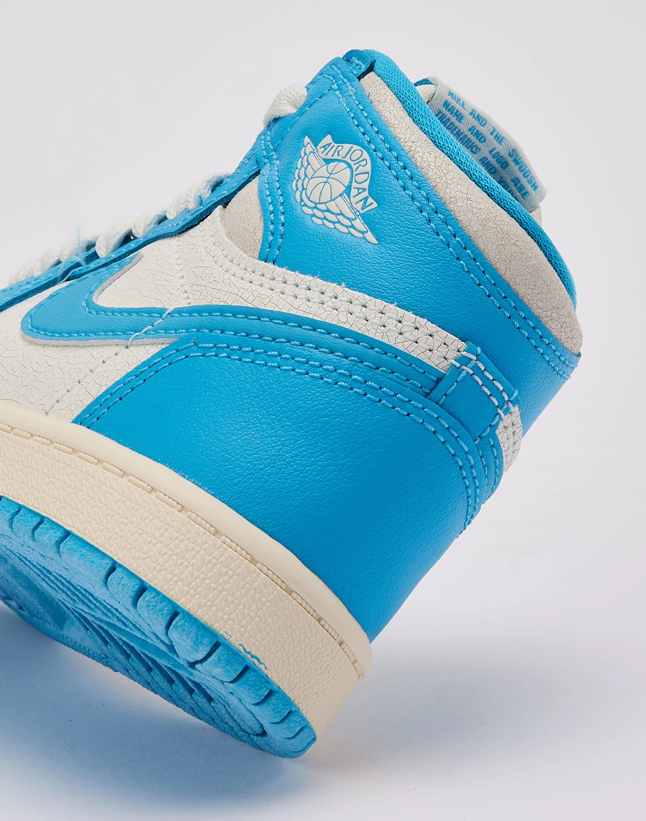Jordan Air Jordan 1 Retro High OG 'UNC Reimagined' Pre-School Fashion events