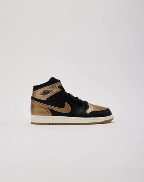 Jordan Air Jordan 1 Retro High OG lack And Gold?Pre-School Fashion for all body types Fashionable goods