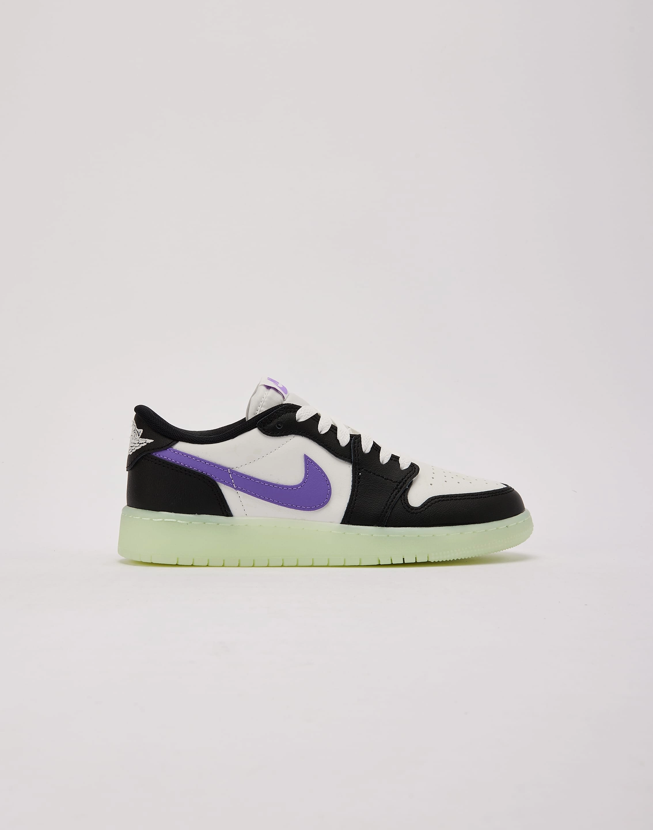 Jordan Air Jordan 1 Retro Low OG 'Black Raspberry' Grade-School Polyester - used fashion Fashion-forward items