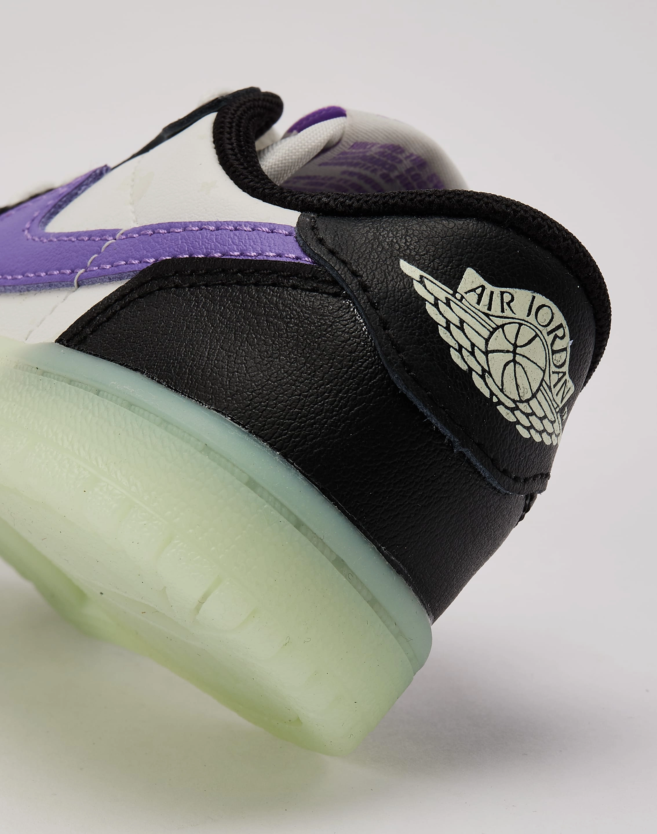 Jordan Air Jordan 1 Retro Low OG 'Black Raspberry' Toddler Suede - finished fashion