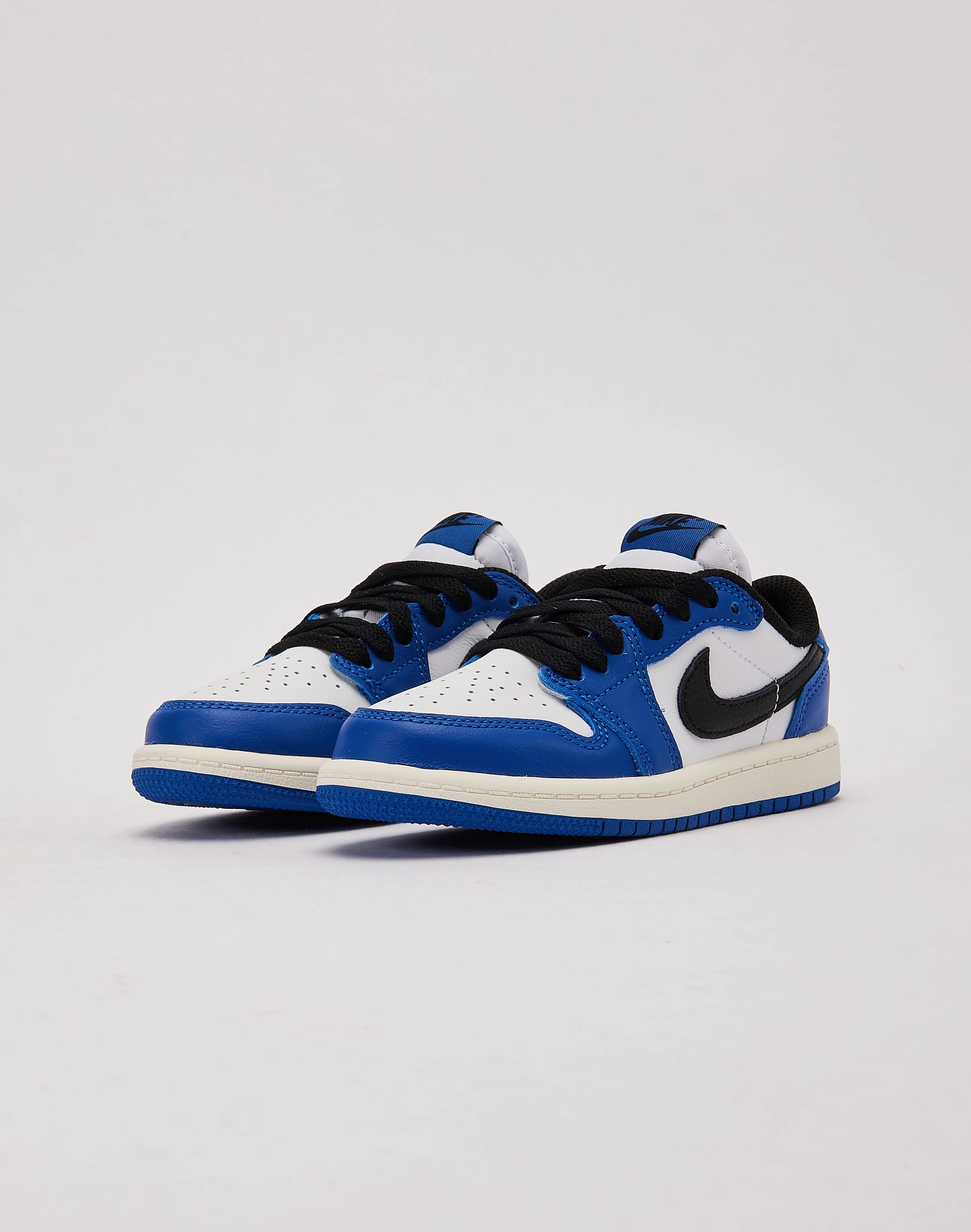 Jordan Air Jordan 1 Retro Low OG 'Game Royal' Pre-School Fashion trends by region