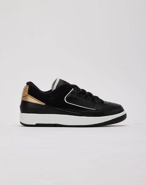 Jordan Air Jordan 2 Retro Low 'Black Varsity Red' Sustainable fashion Online fashion shopping