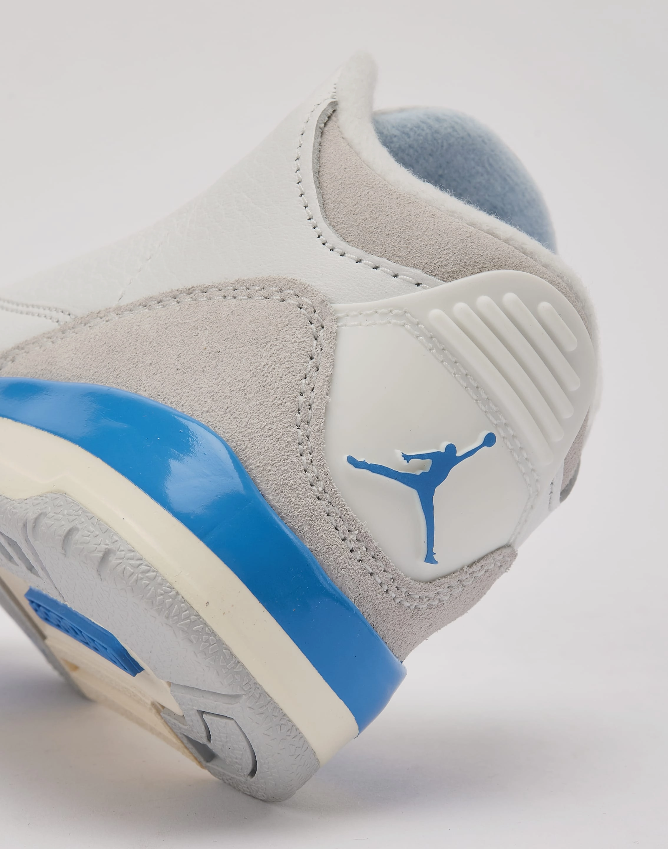 Jordan Air Jordan 3 Retro 'Lucky Shorts' Pre-School Fashion care (washing, ironing, etc.)