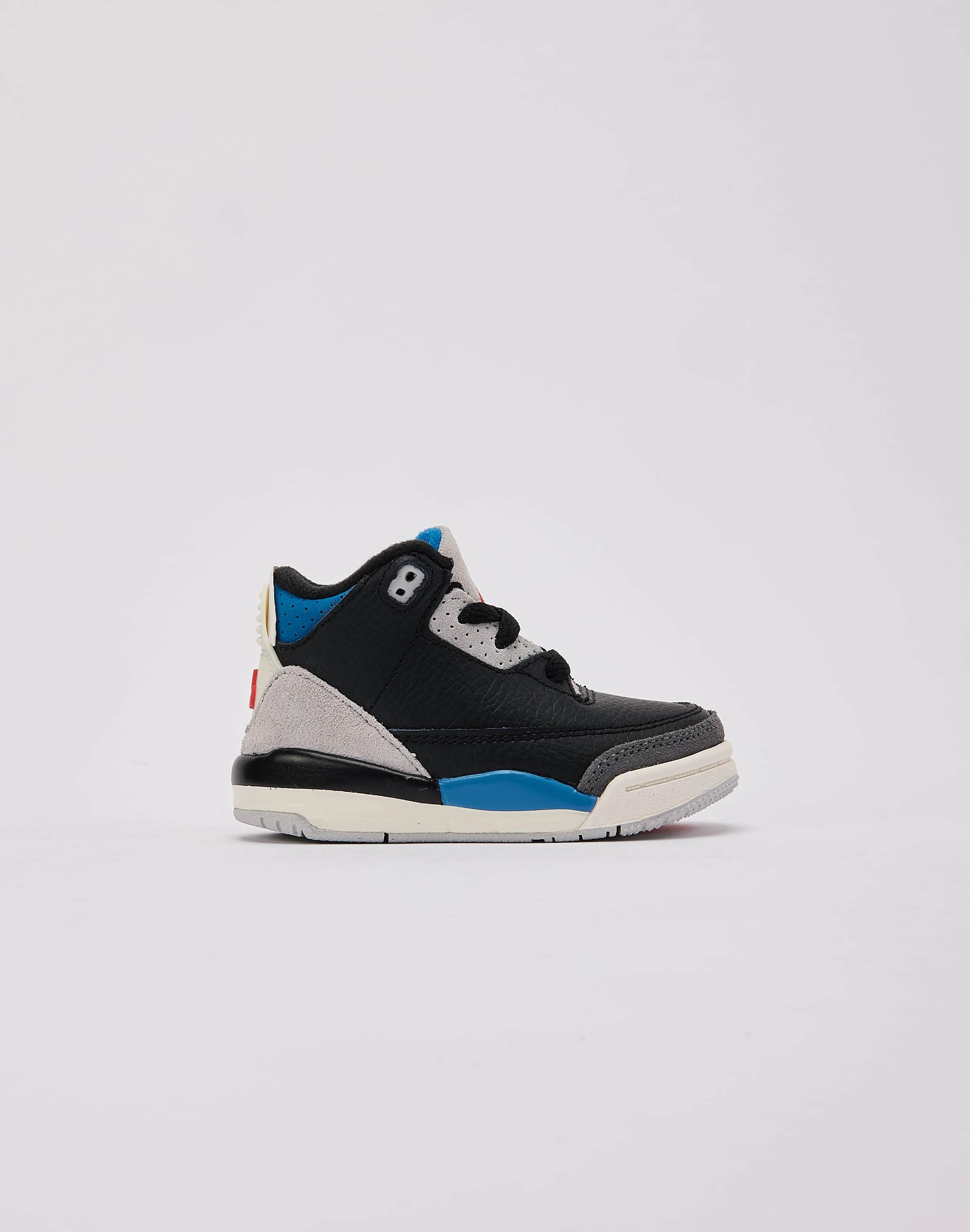 Jordan Air Jordan 3 Retro 'Rare Air' Toddler Clothing assortments Minimalist fashion