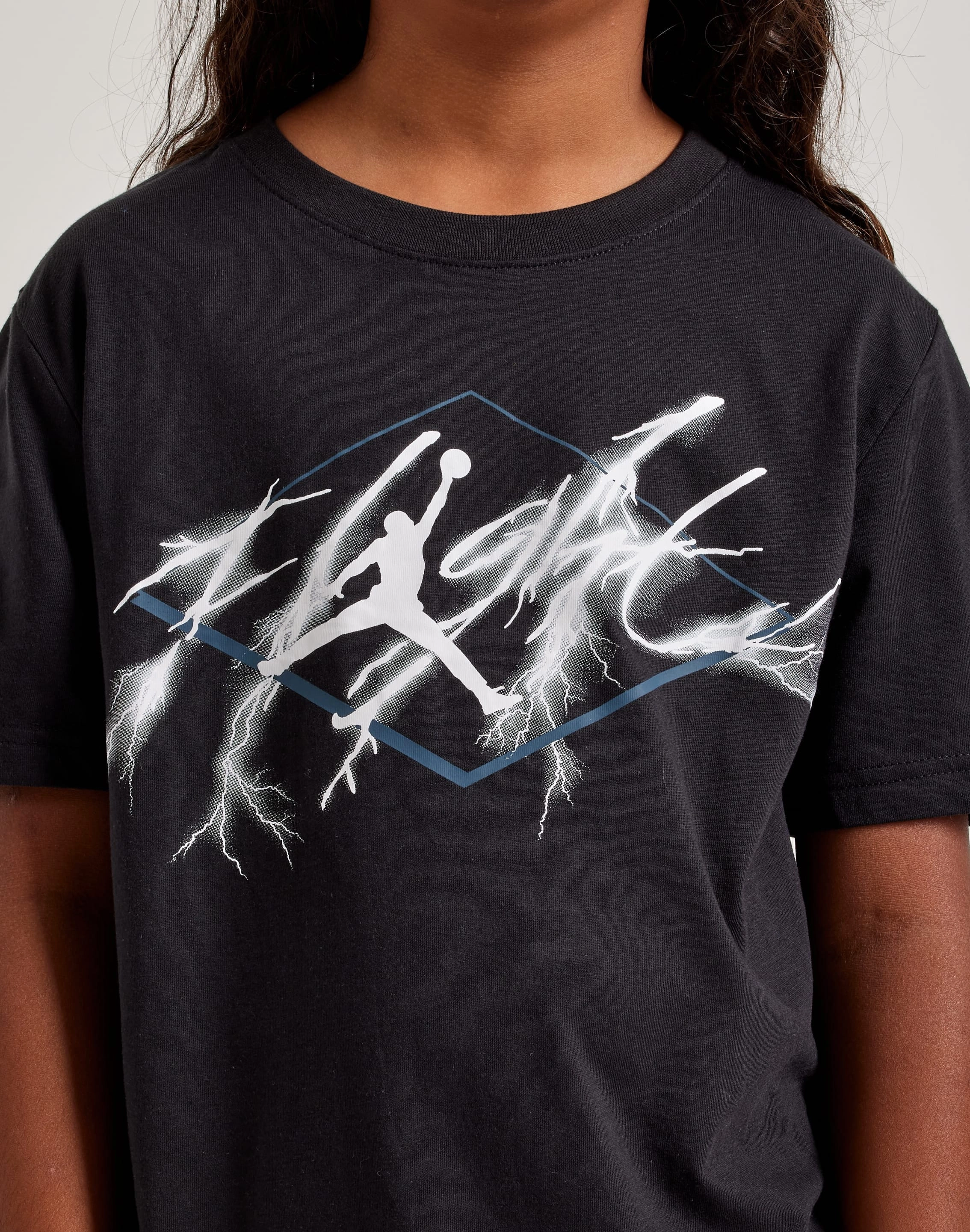 Jordan AJ4 Flight Lightning Tee Grade-School Luxury fashion items