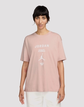 Jordan Girlfriend Tee Sustainable fashion Fashion-forward items
