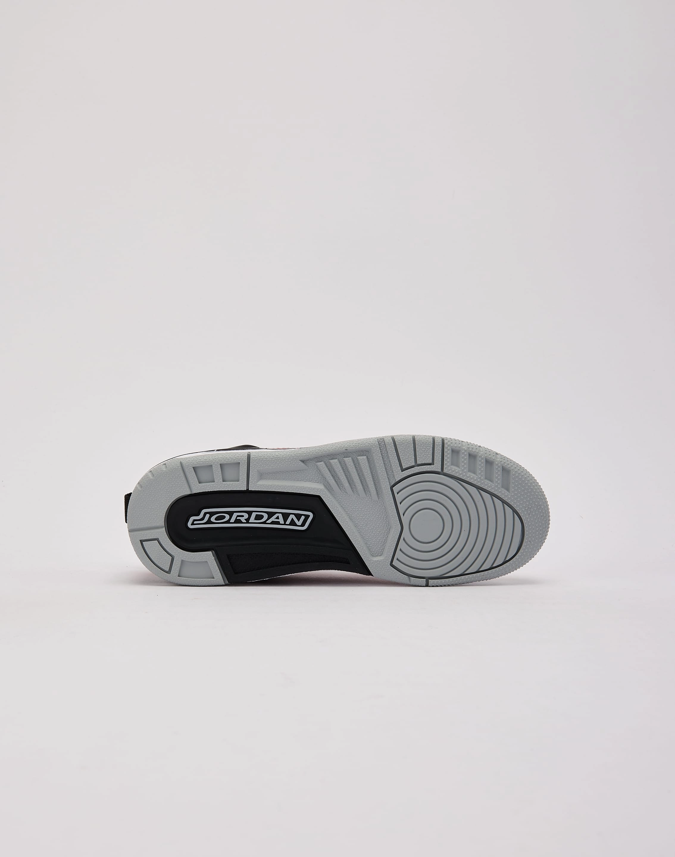 Jordan Spizike Low Grade-School Organic fashion products