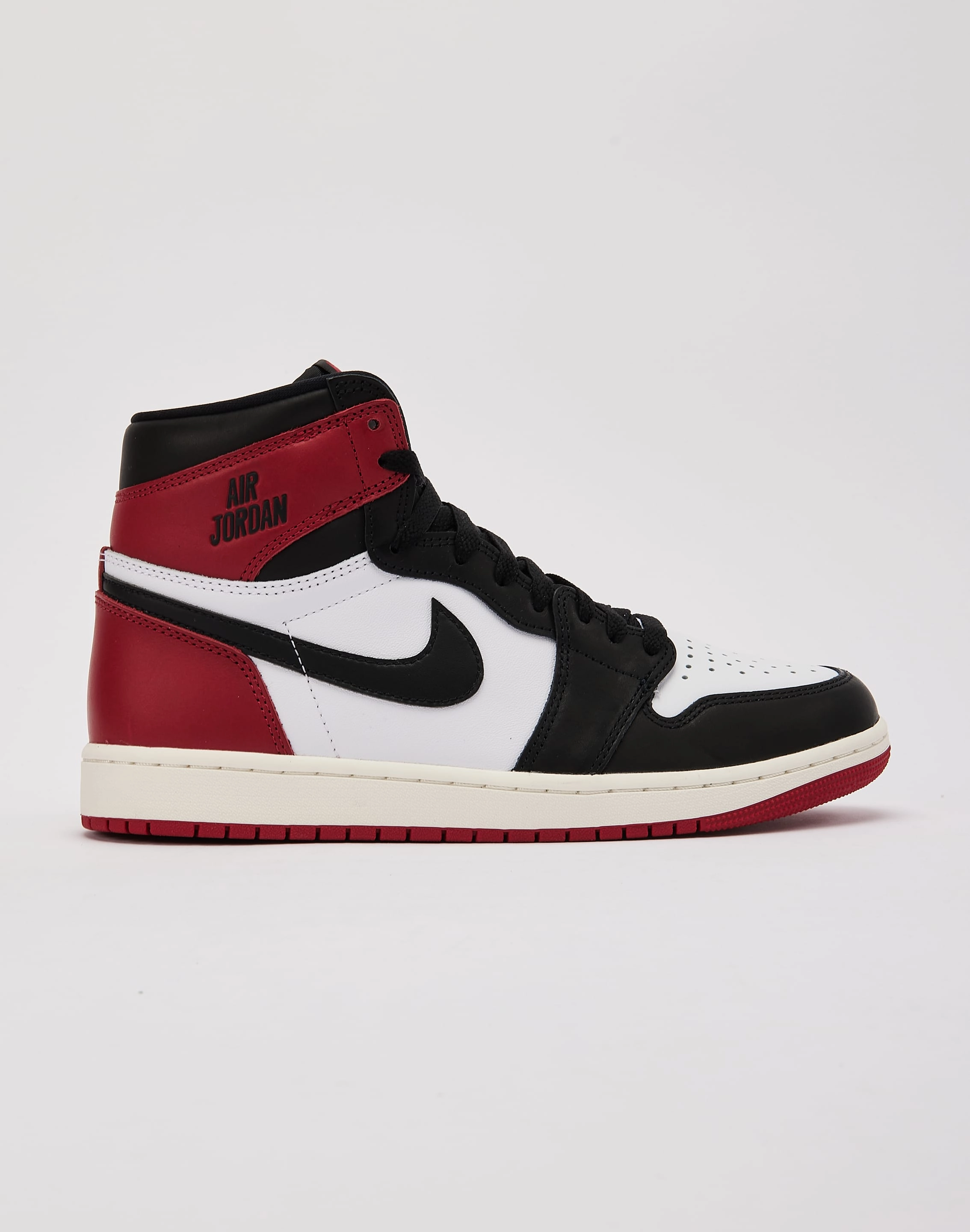 Jordan Air Jordan 1 Retro High OG 'Black Toe Reimagined' Linen - crafted fashion Silk - fabric fashion