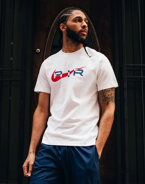 Lace - detailed fashion Nike Air Tee Fashion trends by region